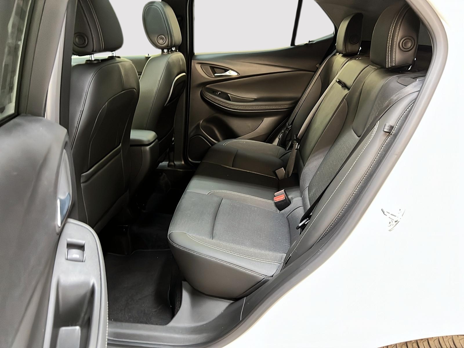 Buick Encore GX SELECT ST GR EXPERIENCE TOIT PANO 4RM 2023 - image #9