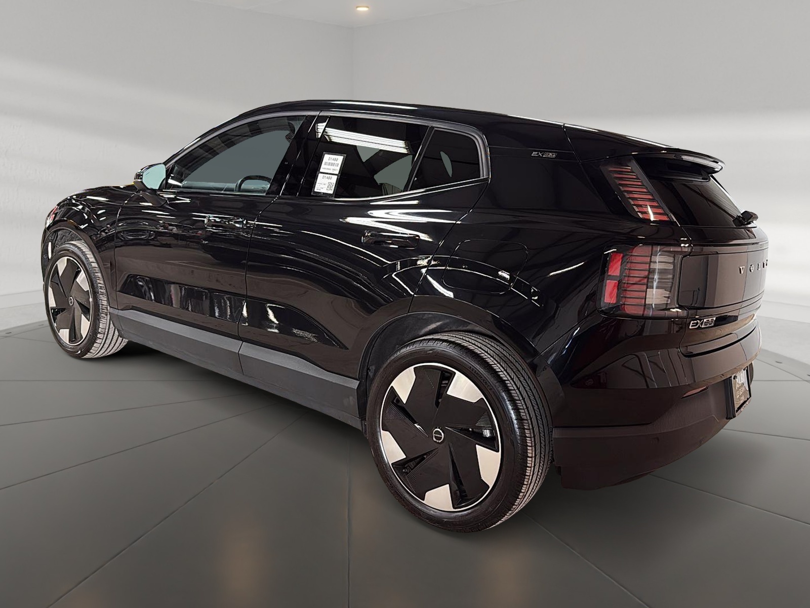 Volvo EX30 2025 - Image #6