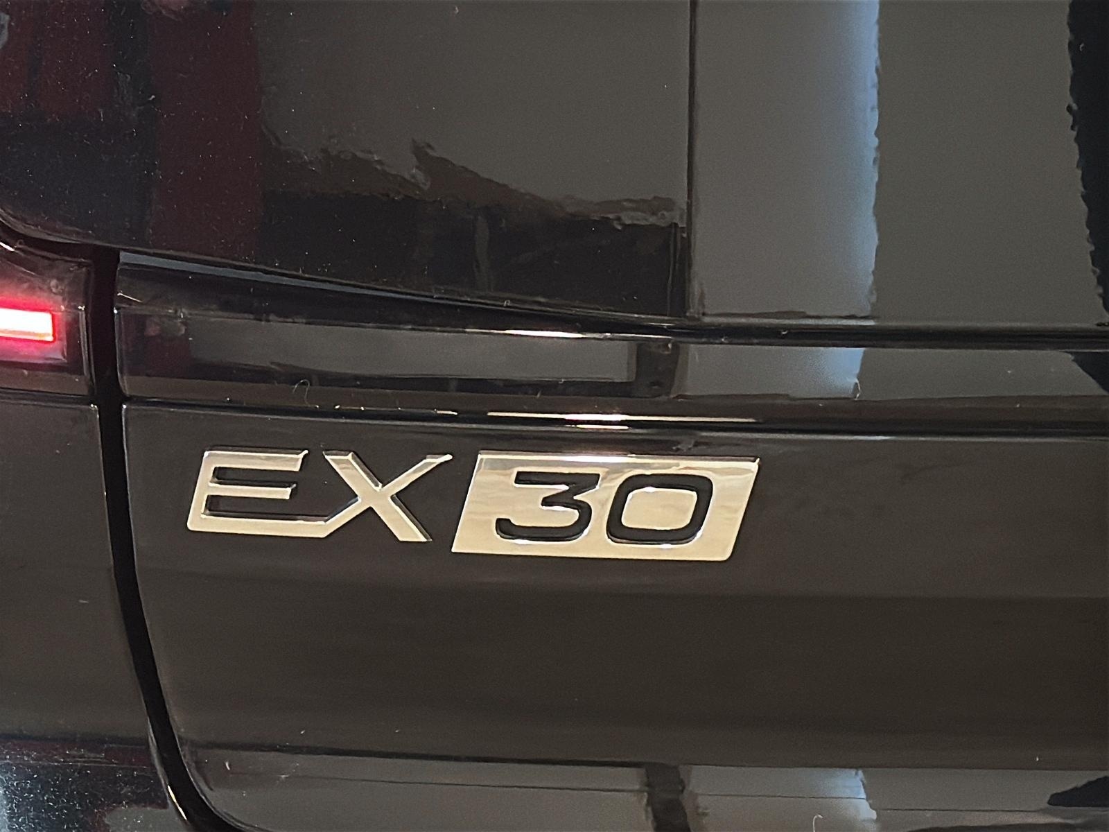 Volvo EX30 TWIN PLUS CUIR TOIT PANO NAV 4RM 2025 - image #27