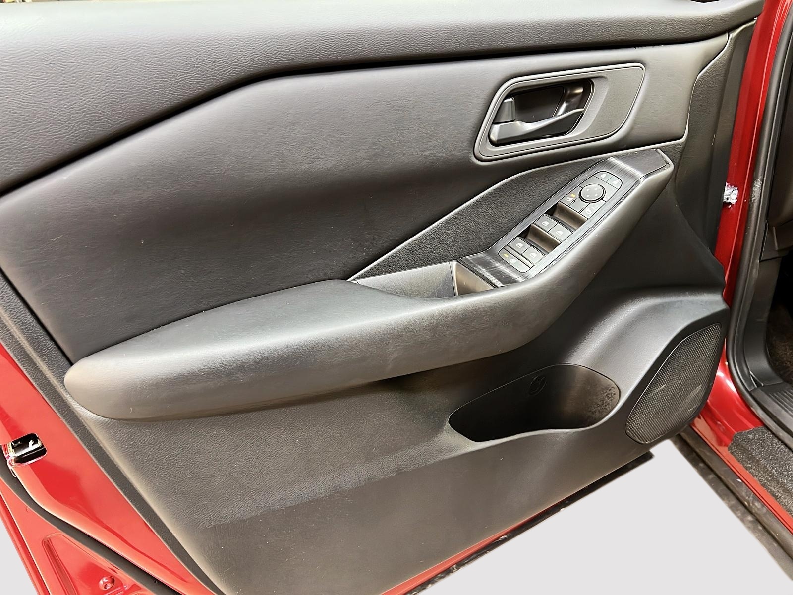 Nissan Rogue 2024 - Image #22