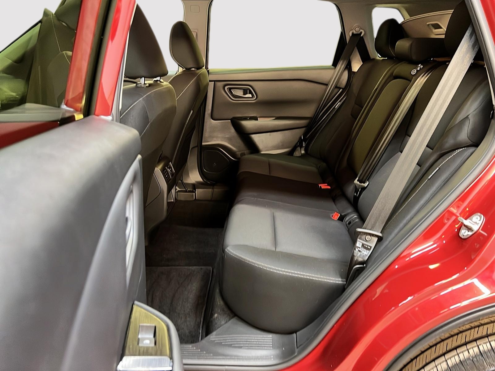 Nissan Rogue S 4RM 2024 - image #9