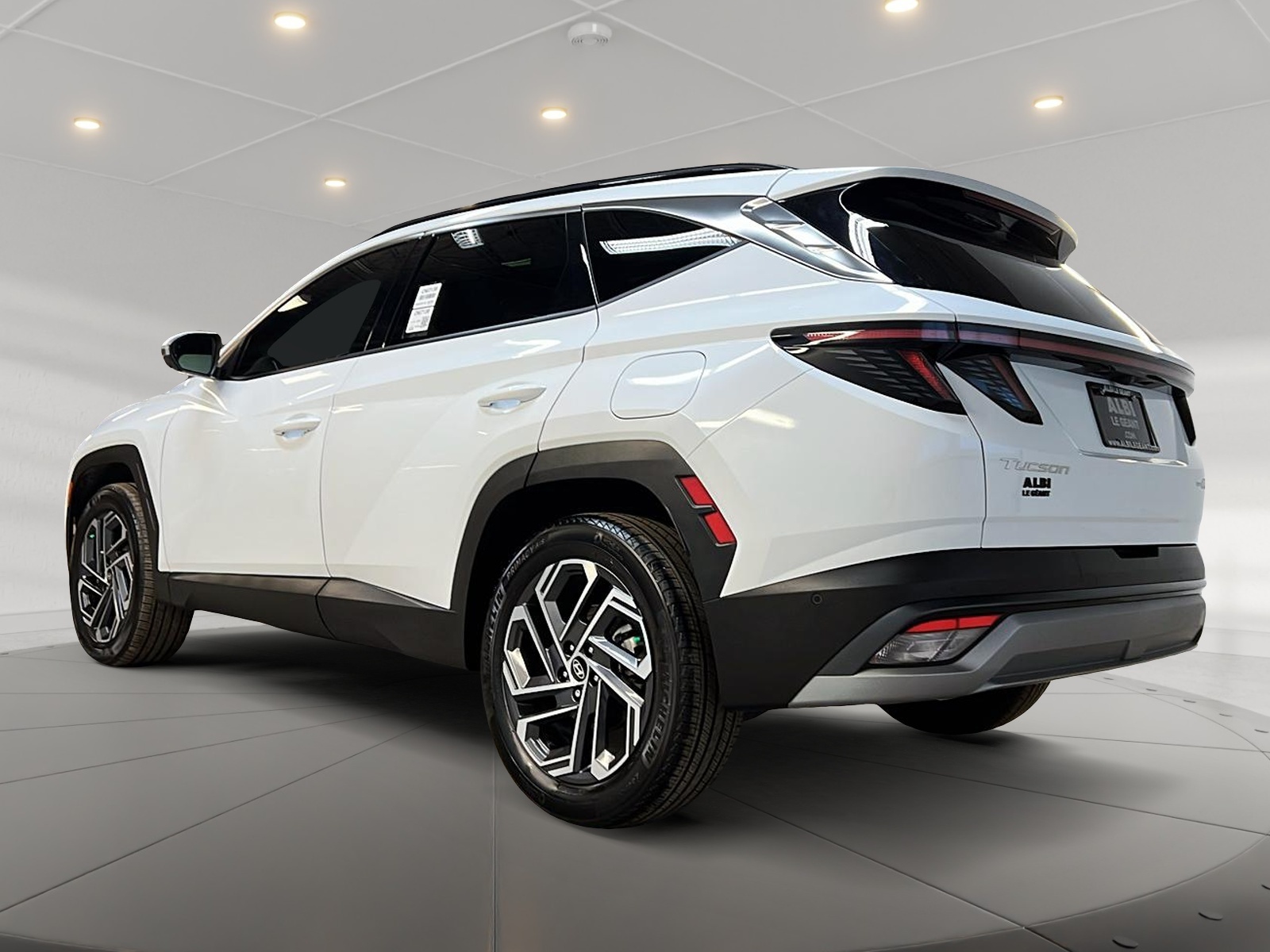 Hyundai Tucson ULTIMATE PHEV CUIR TOIT PANO NAV 4RM 2025 - image #6