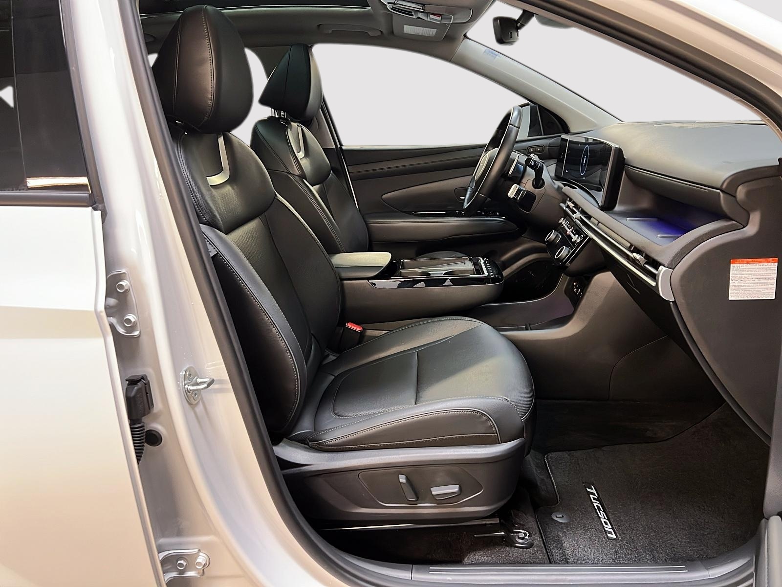 Hyundai Tucson ULTIMATE PHEV CUIR TOIT PANO NAV 4RM 2025 - image #8