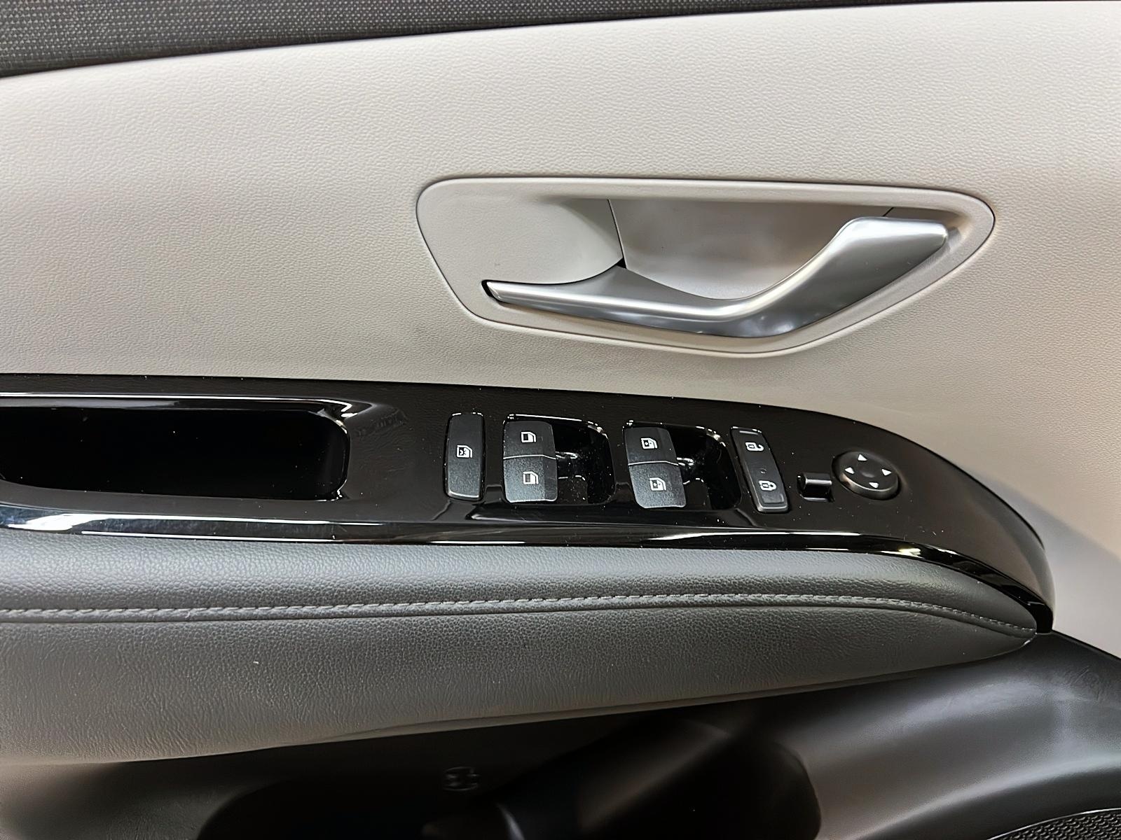 Hyundai Tucson ULTIMATE PHEV CUIR TOIT PANO NAV 4RM 2024 - image #24