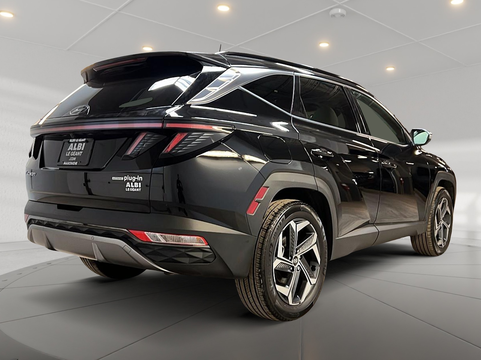 Hyundai Tucson ULTIMATE PHEV CUIR TOIT PANO NAV 4RM 2024 - image #4