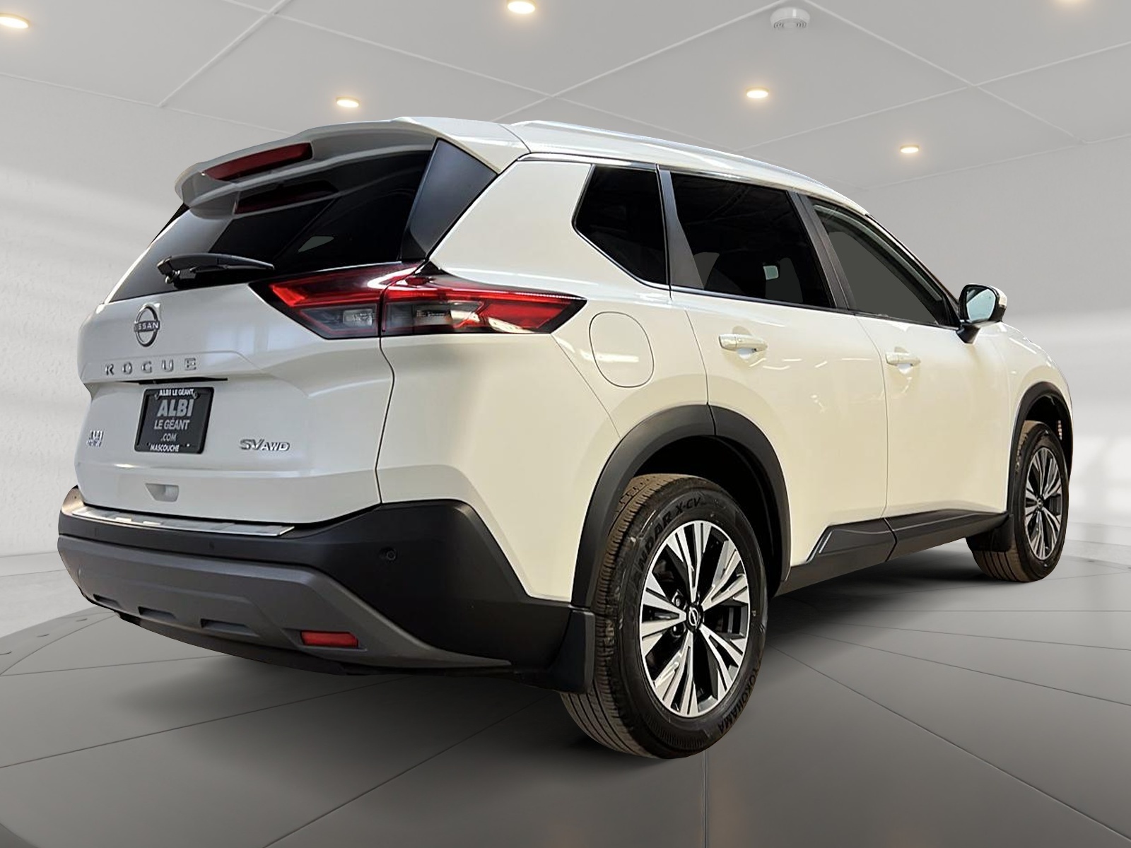Nissan Rogue SV TOIT PANO 4RM 2023 — photo 4