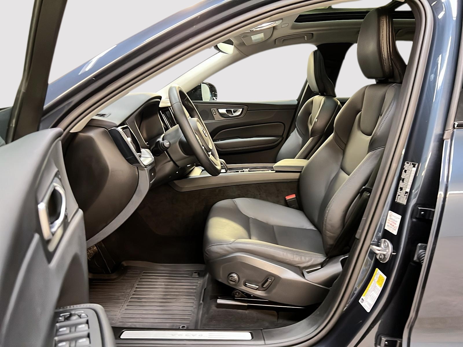 Volvo XC60 2025 - Image #7