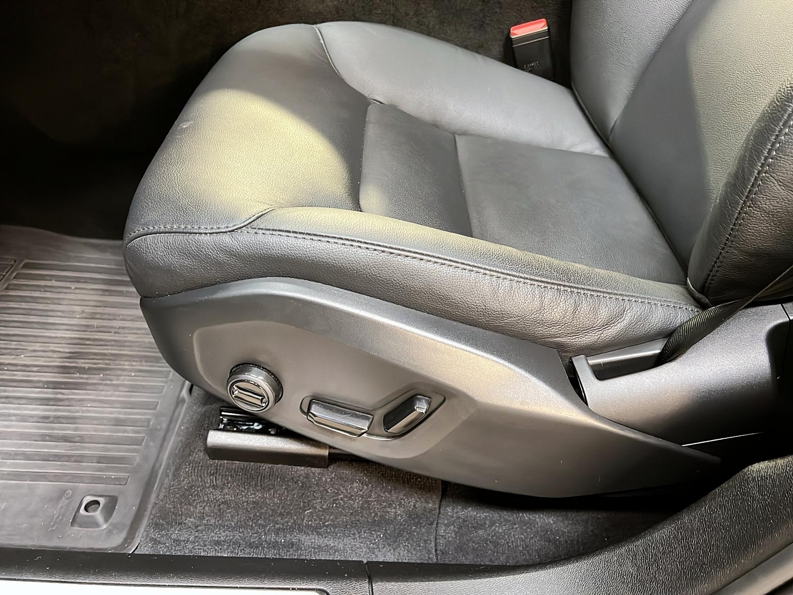 Volvo XC60 B5 CORE CUIR TOIT PANO NAV 4RM 2025 - image #27