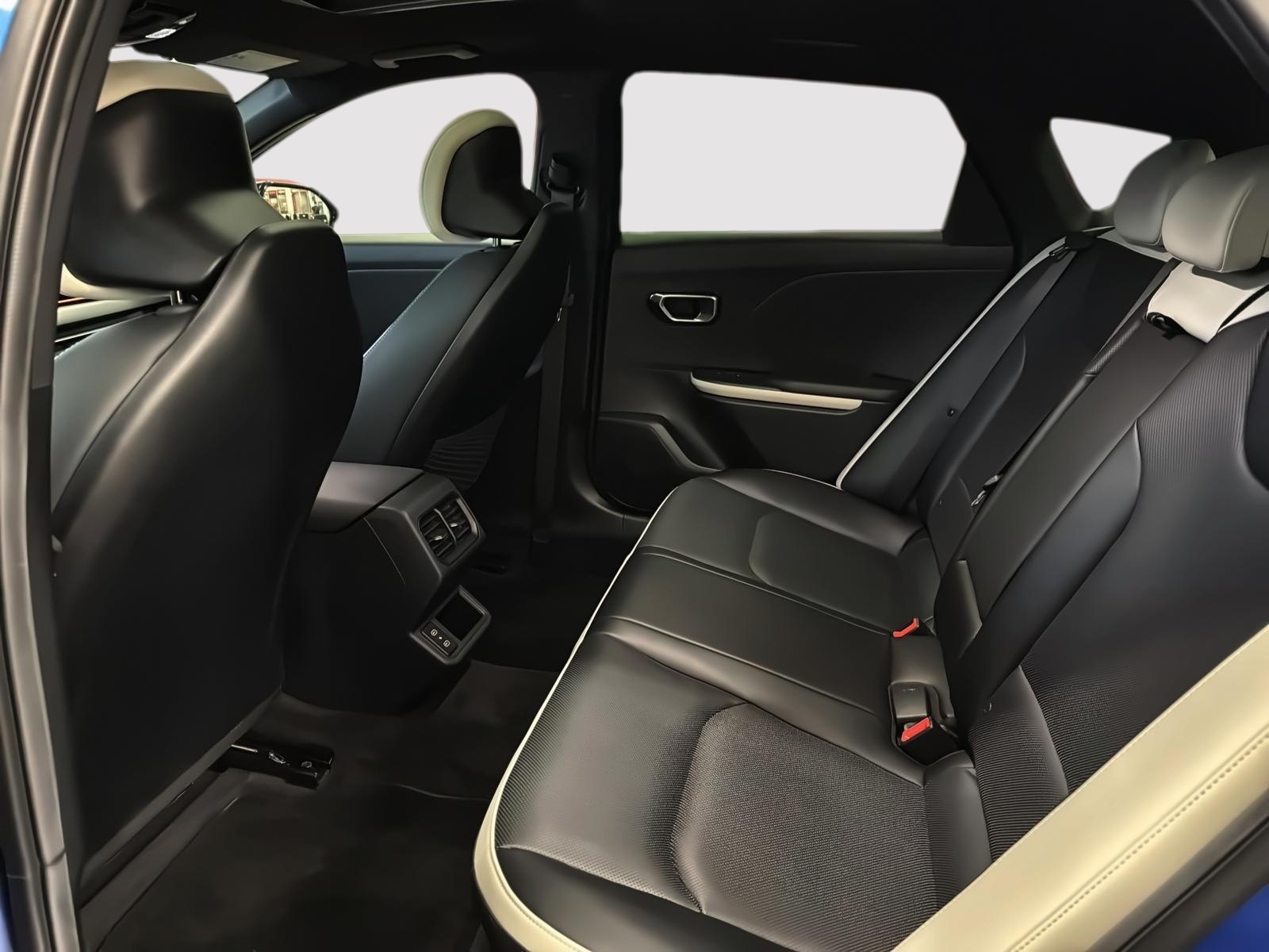 Kia K4 GT-LINE TURBO CUIR TOIT NAV 2025 - image #25