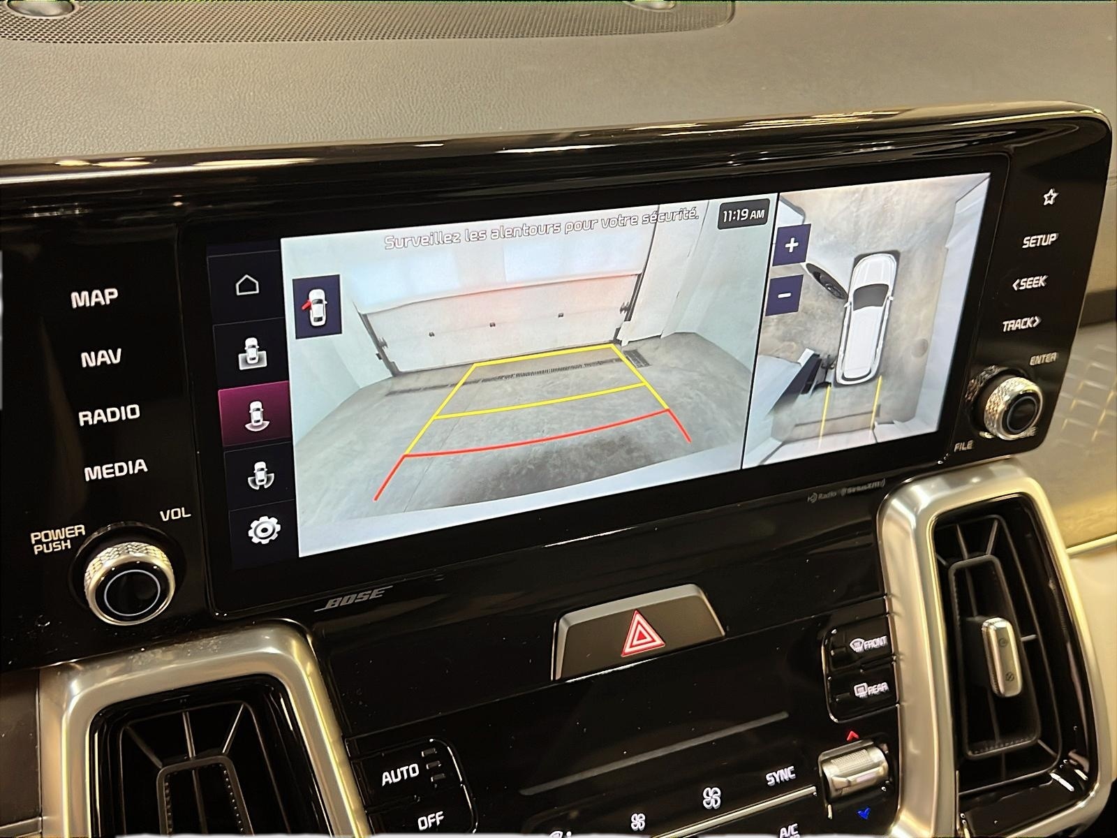 Kia Sorento SX PHEX TURBO CUIR TOIT PANO NAV 4RM 2023 - image #19