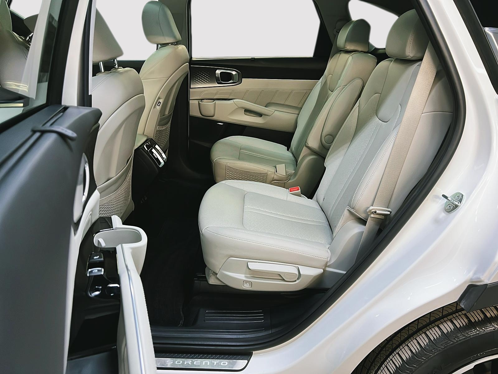Kia Sorento 2023 - Image #9