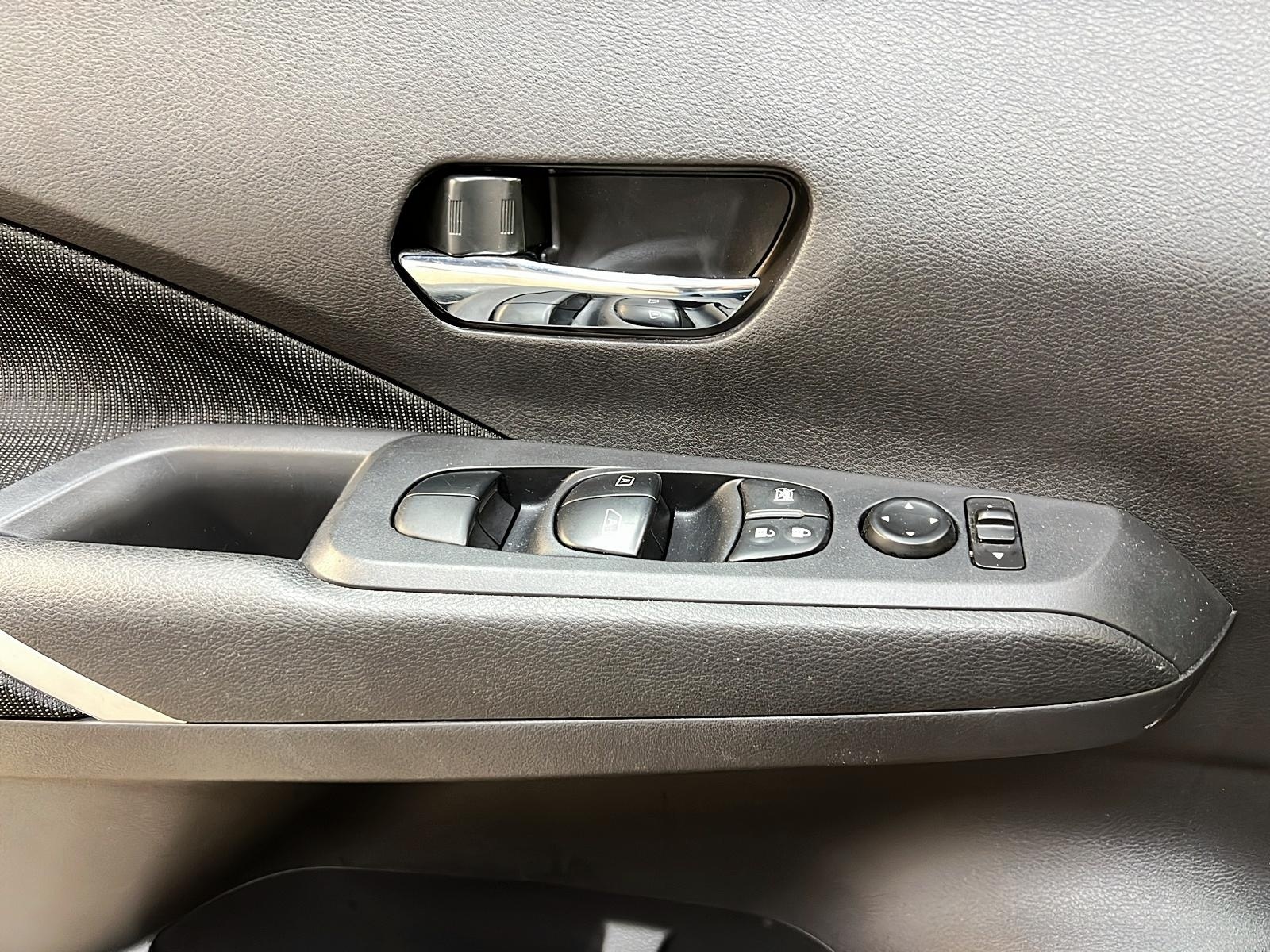 Nissan Kicks SV 2023 - image #21