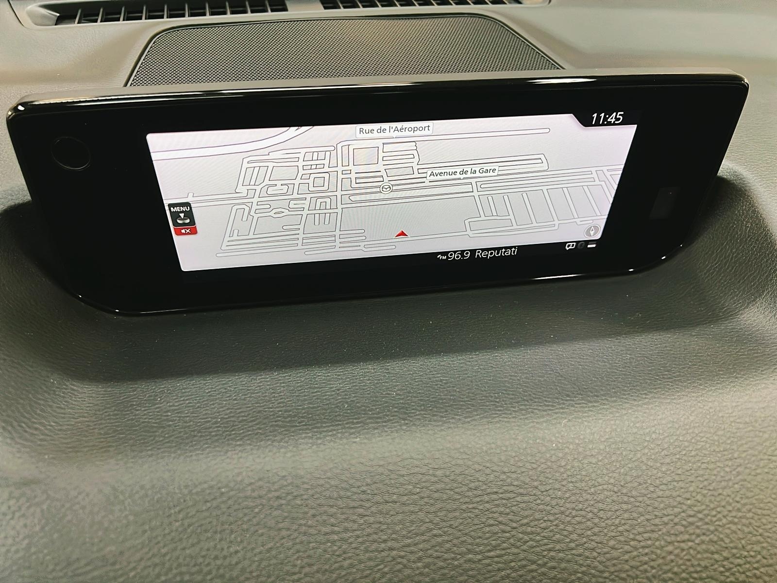 Mazda MX-30 2023 - Image #19