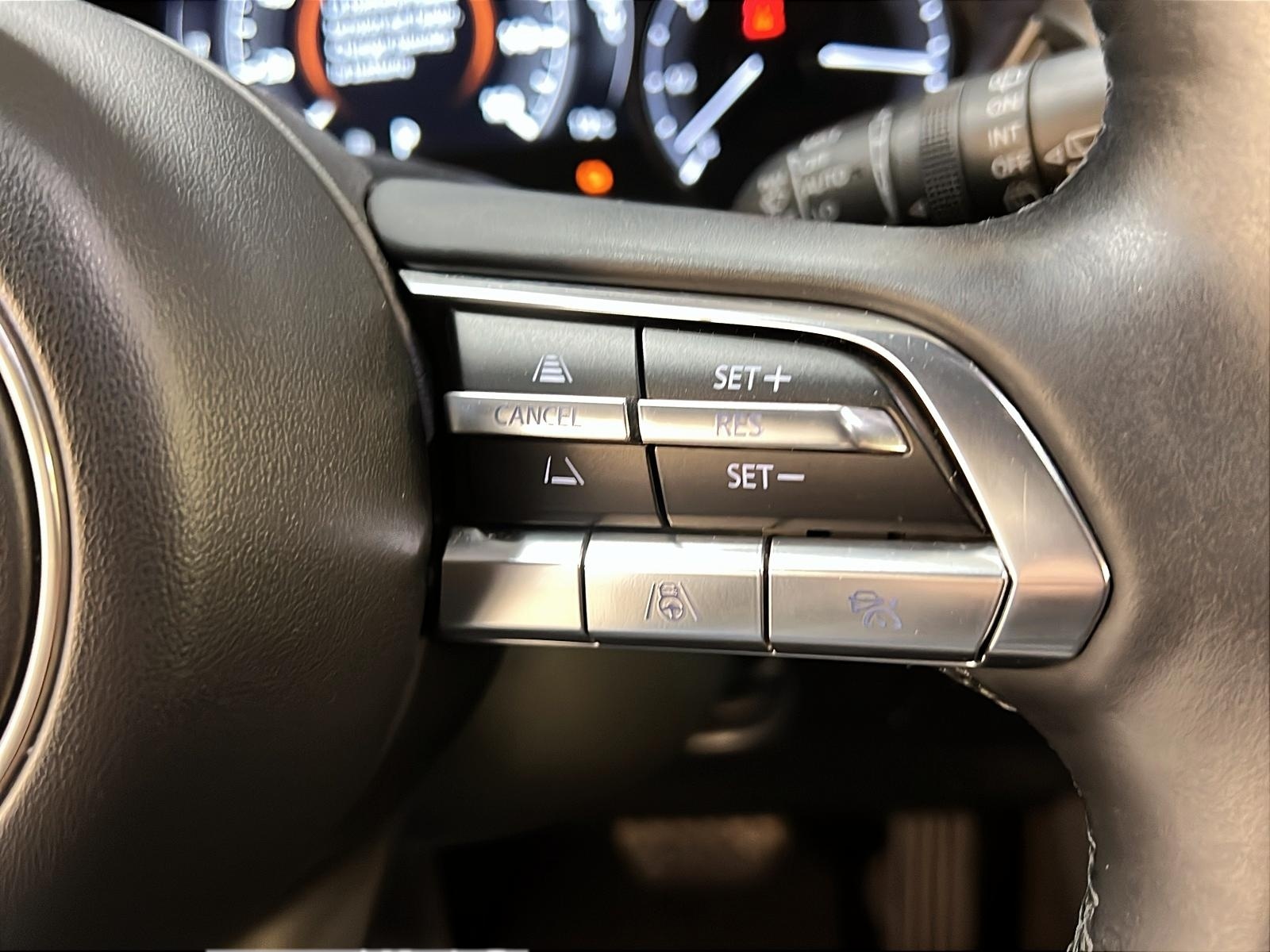 Mazda MX-30 2023 - Image #21