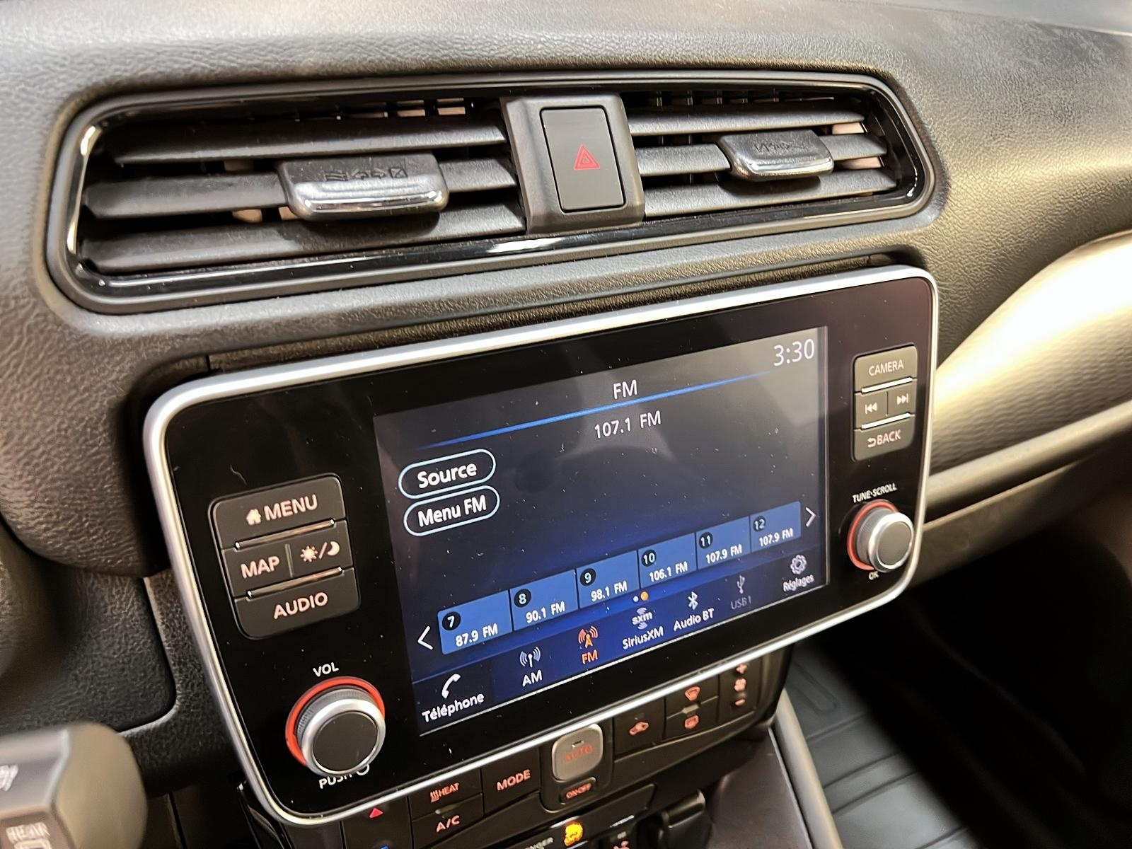 Nissan Leaf SV NAV 2025 - image #15