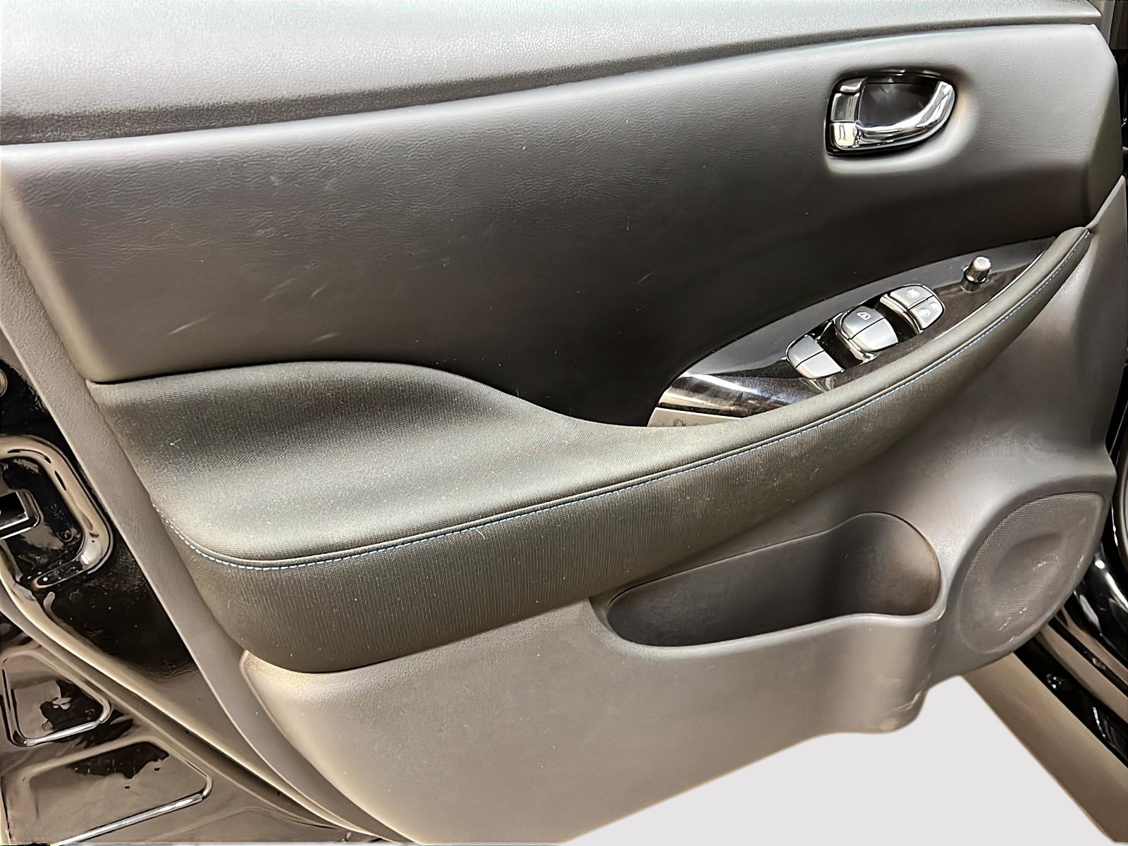 Nissan Leaf SV NAV 2025 - image #23