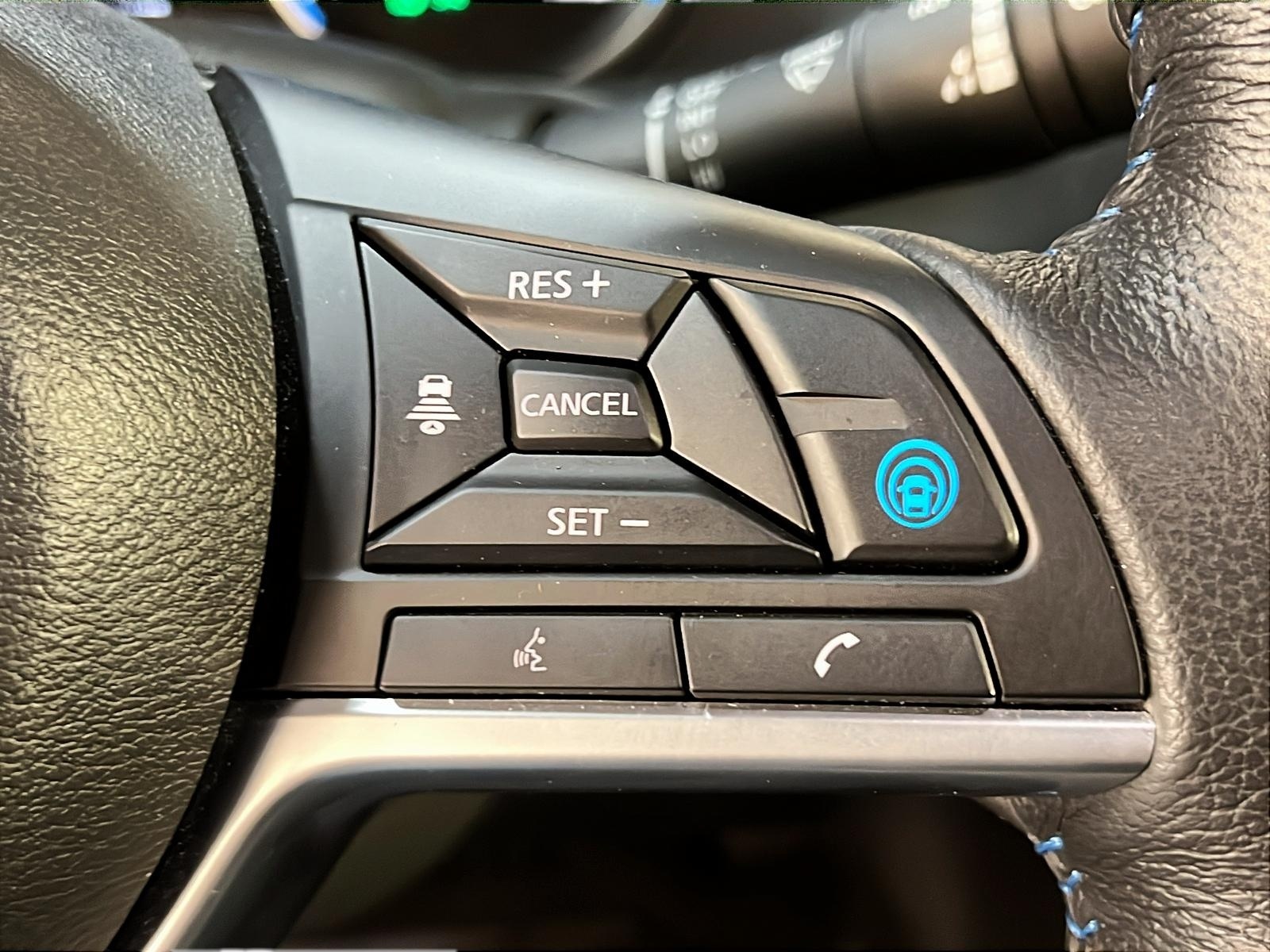 Nissan Leaf SV NAV 2025 - image #19