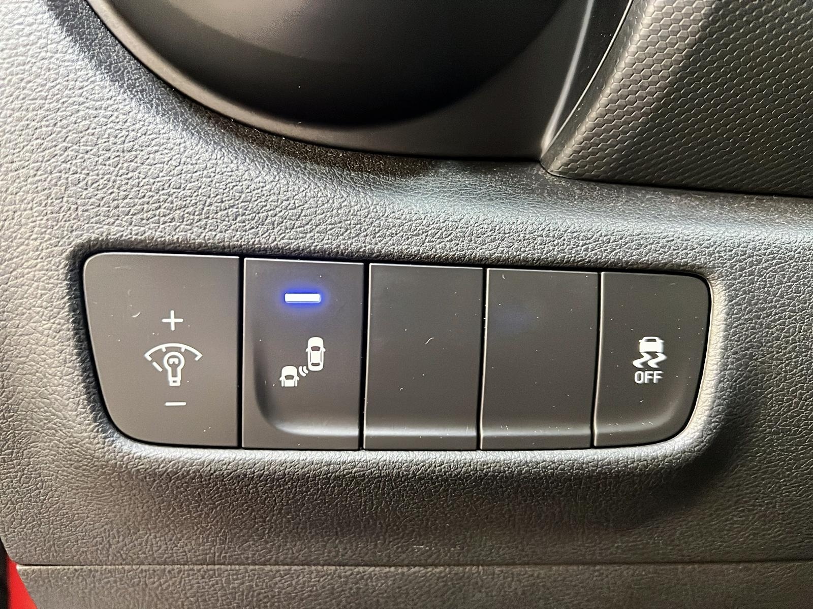 Hyundai Kona PREFERRED 4RM 2021 - image #20