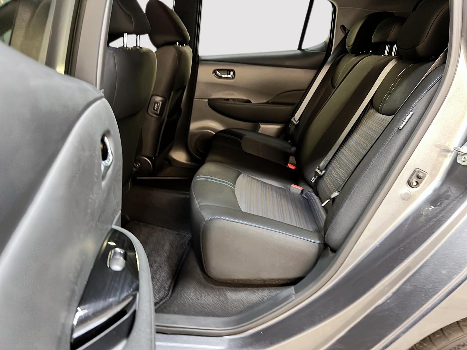 Nissan Leaf SV NAV 2023 - image #9