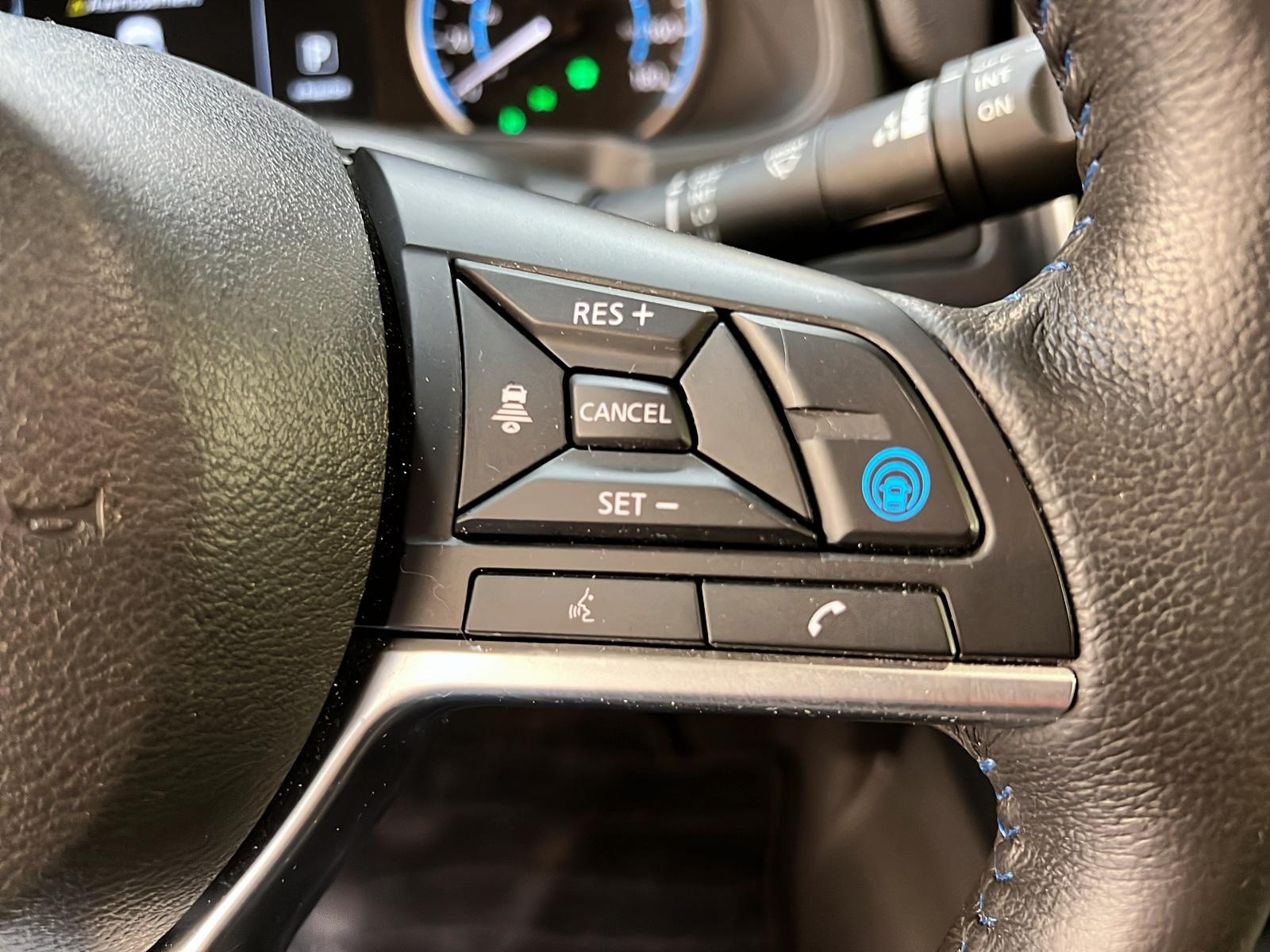 Nissan Leaf SV NAV 2023 - image #19
