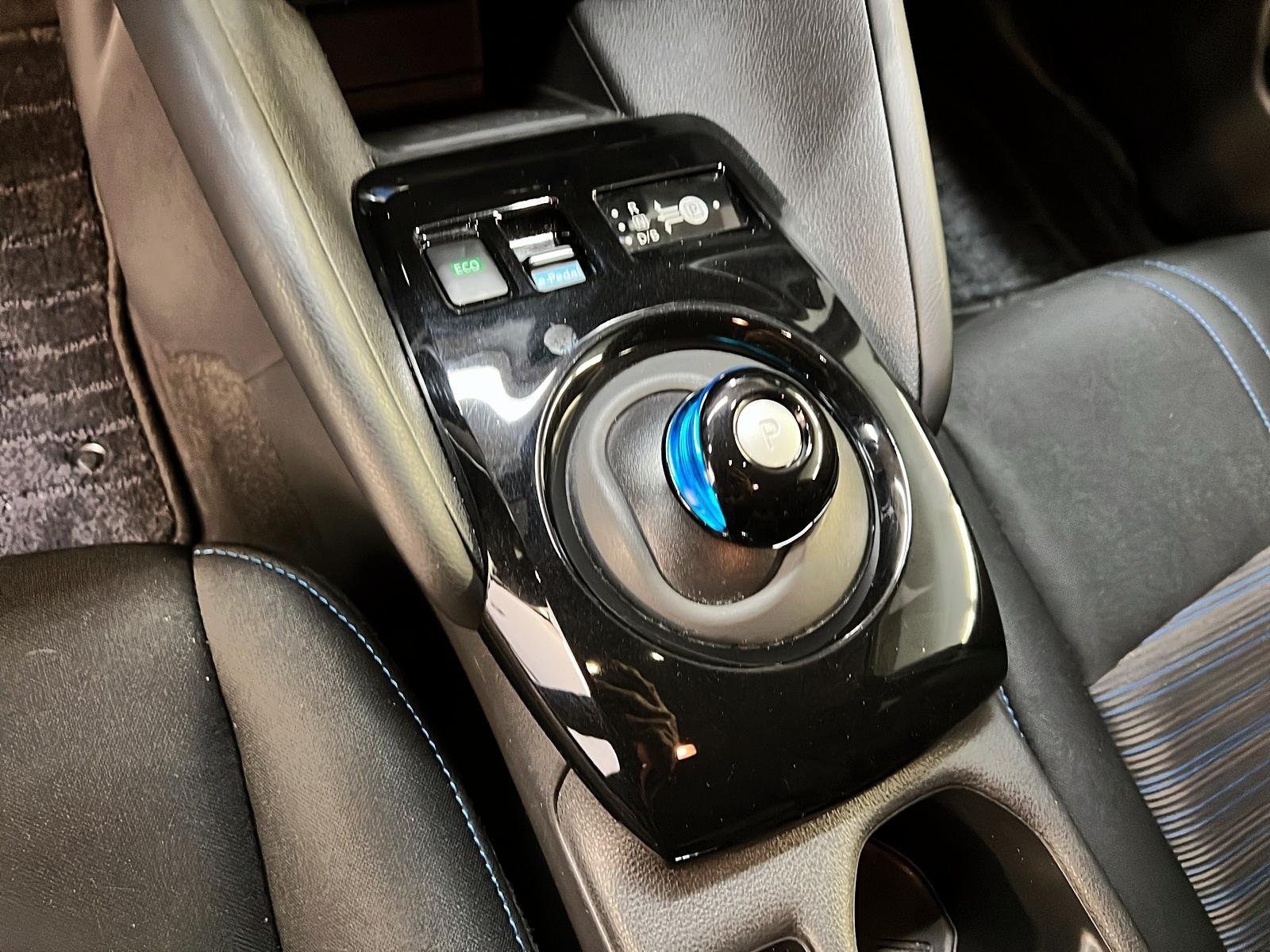 Nissan Leaf SV NAV 2023 - image #13