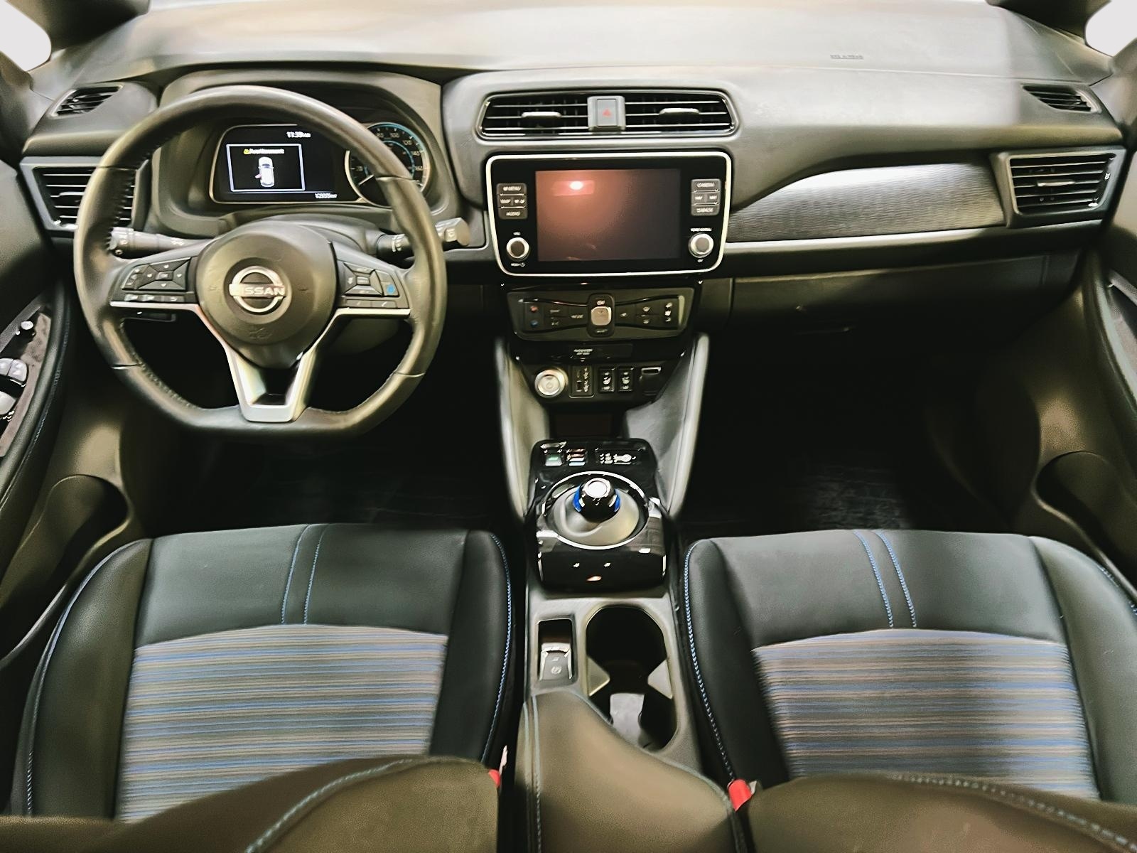Nissan Leaf SV NAV 2023 - image #10