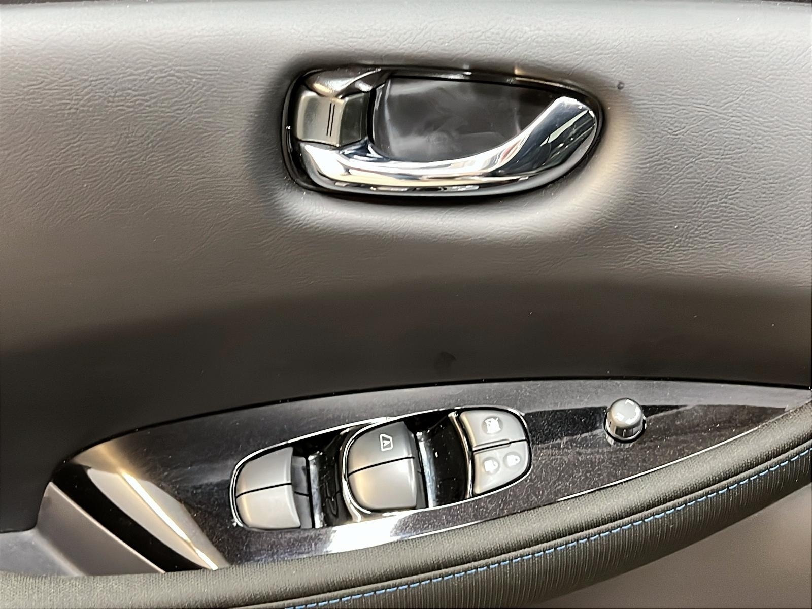 Nissan Leaf SV NAV 2023 - image #22
