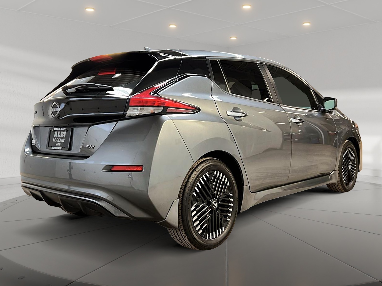 Nissan Leaf SV NAV 2023 - image #4