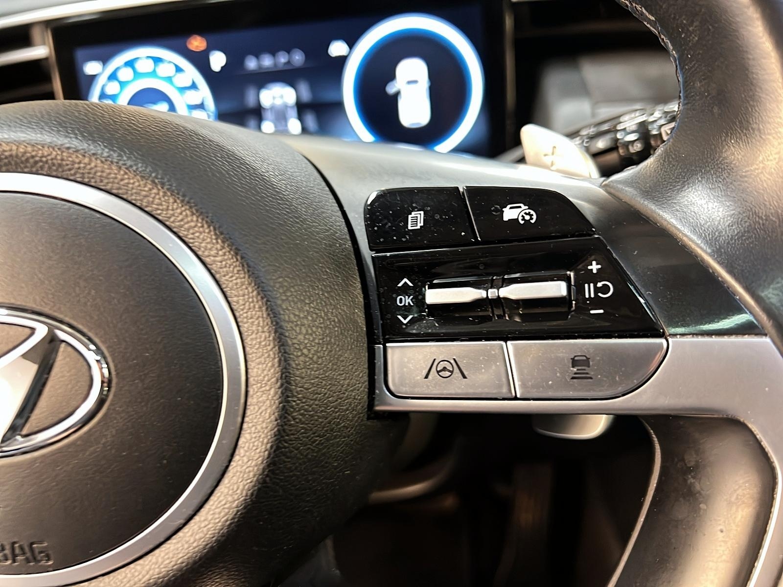 Hyundai Tucson ULTIMATE PLUG-IN CUIR TOIT PANO NAV 4RM 2022 - image #21