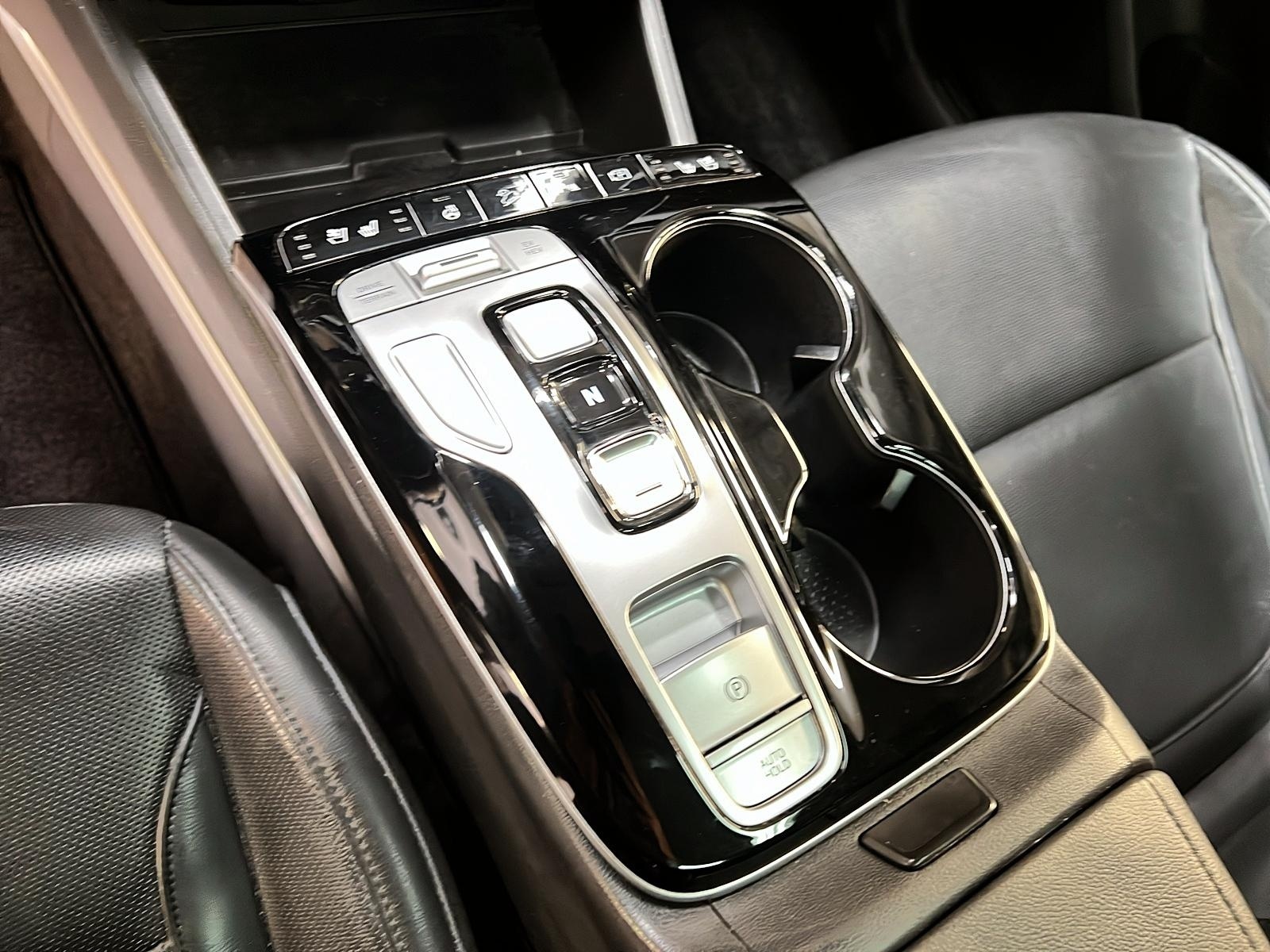 Hyundai Tucson ULTIMATE PLUG-IN CUIR TOIT PANO NAV 4RM 2022 - image #15