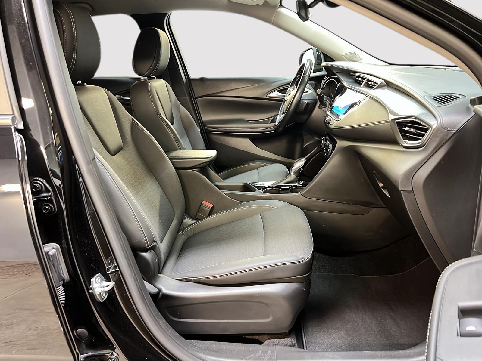 Buick Encore GX PREFERRED 4RM 2023 - image #8