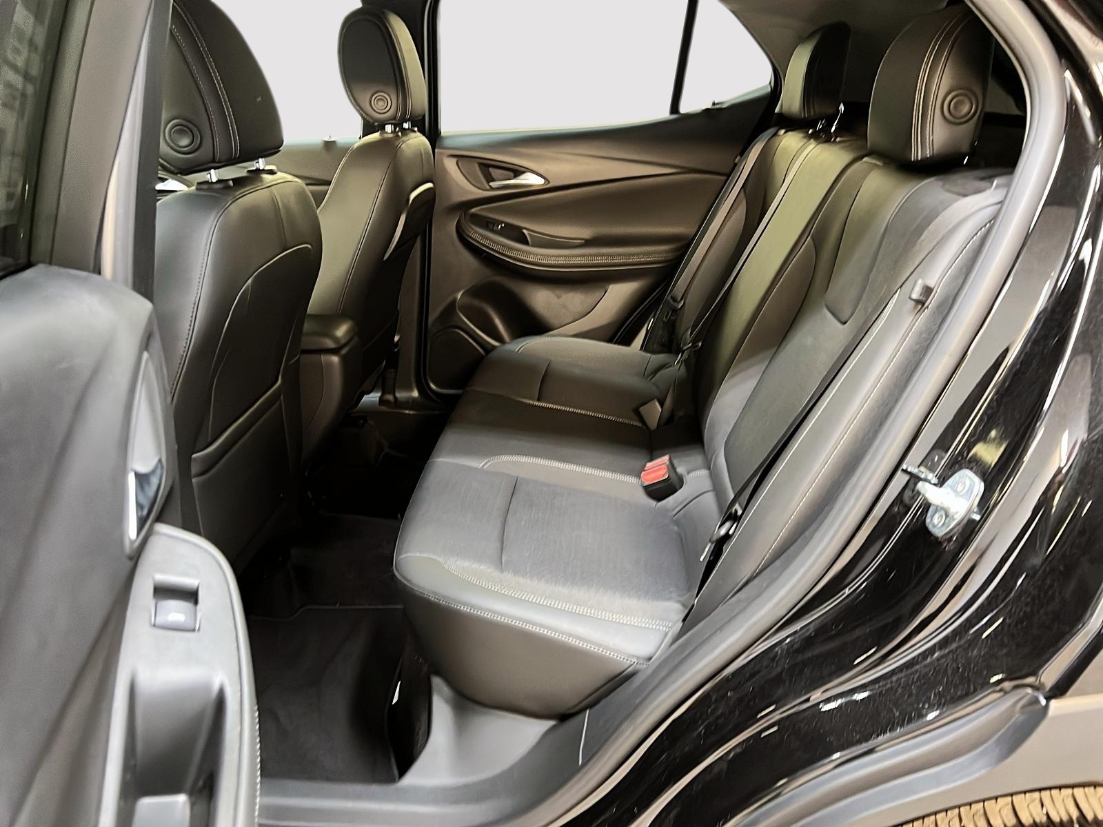 Buick Encore GX 2023 - Image #9