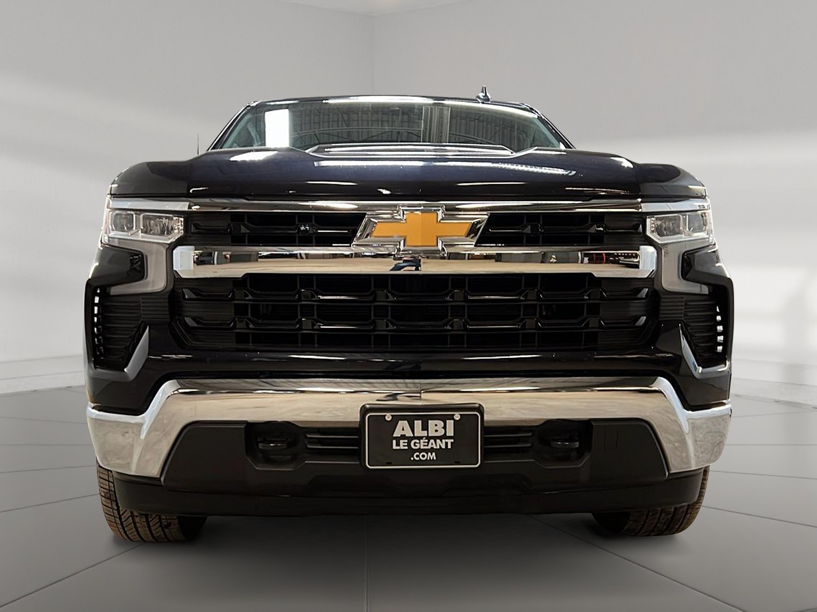 Chevrolet Silverado 1500 2024 - Image #2