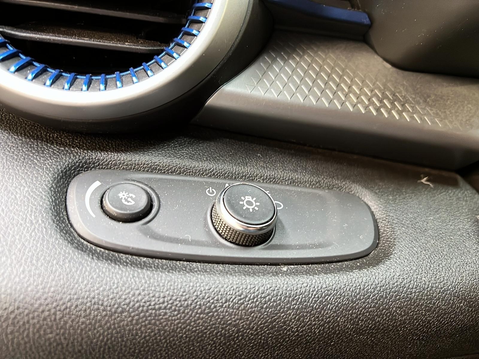 Chevrolet Trax 1LS GR COMMODITÉ 2024 - image #19