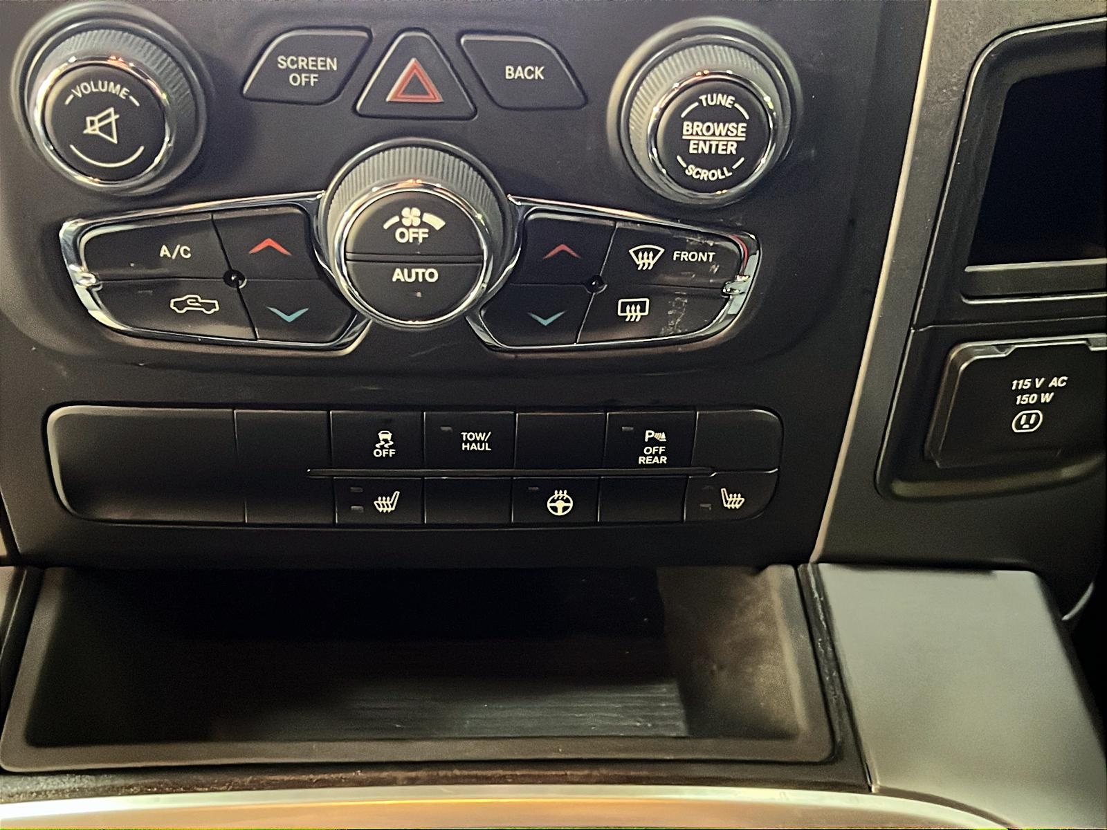 RAM 1500 Classic 2023 - Image #15