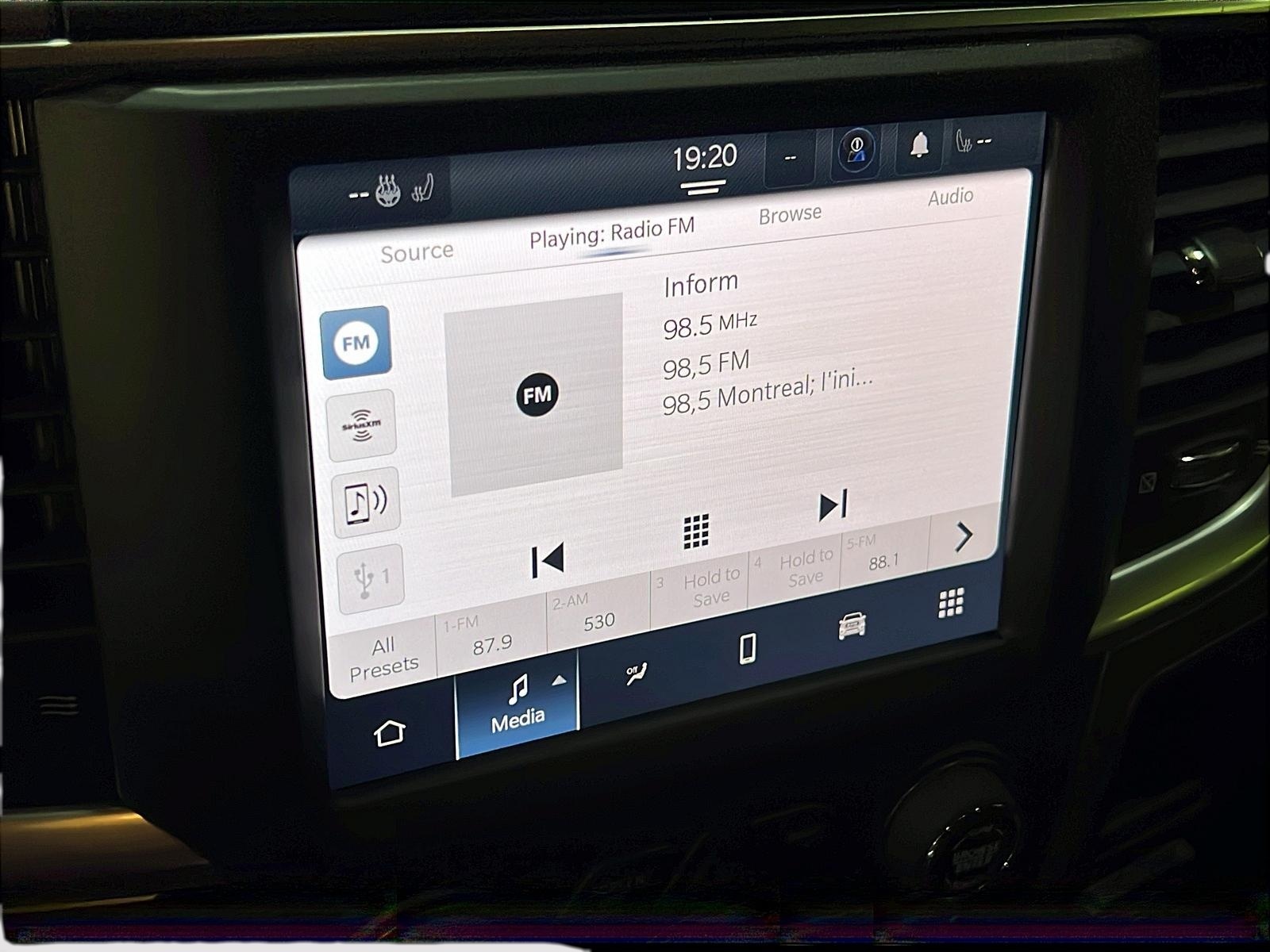 RAM 1500 Classic 2023 - Image #16