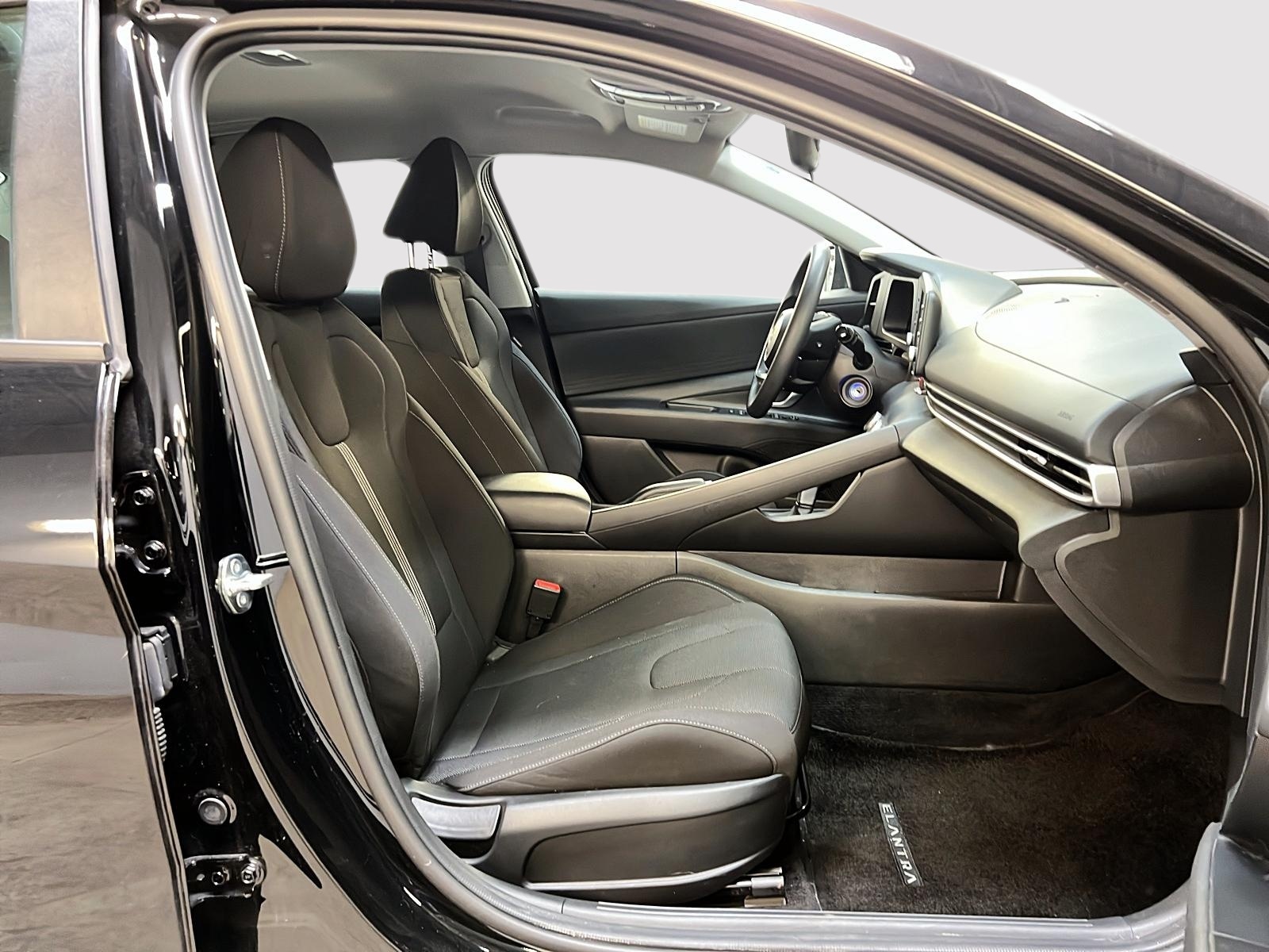 Hyundai Elantra ESSENTIEL 2024 - image #8