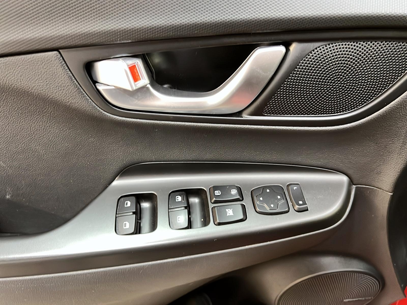Hyundai Kona EV ULTIMATE CUIR TOIT NAV 2023 - image #23