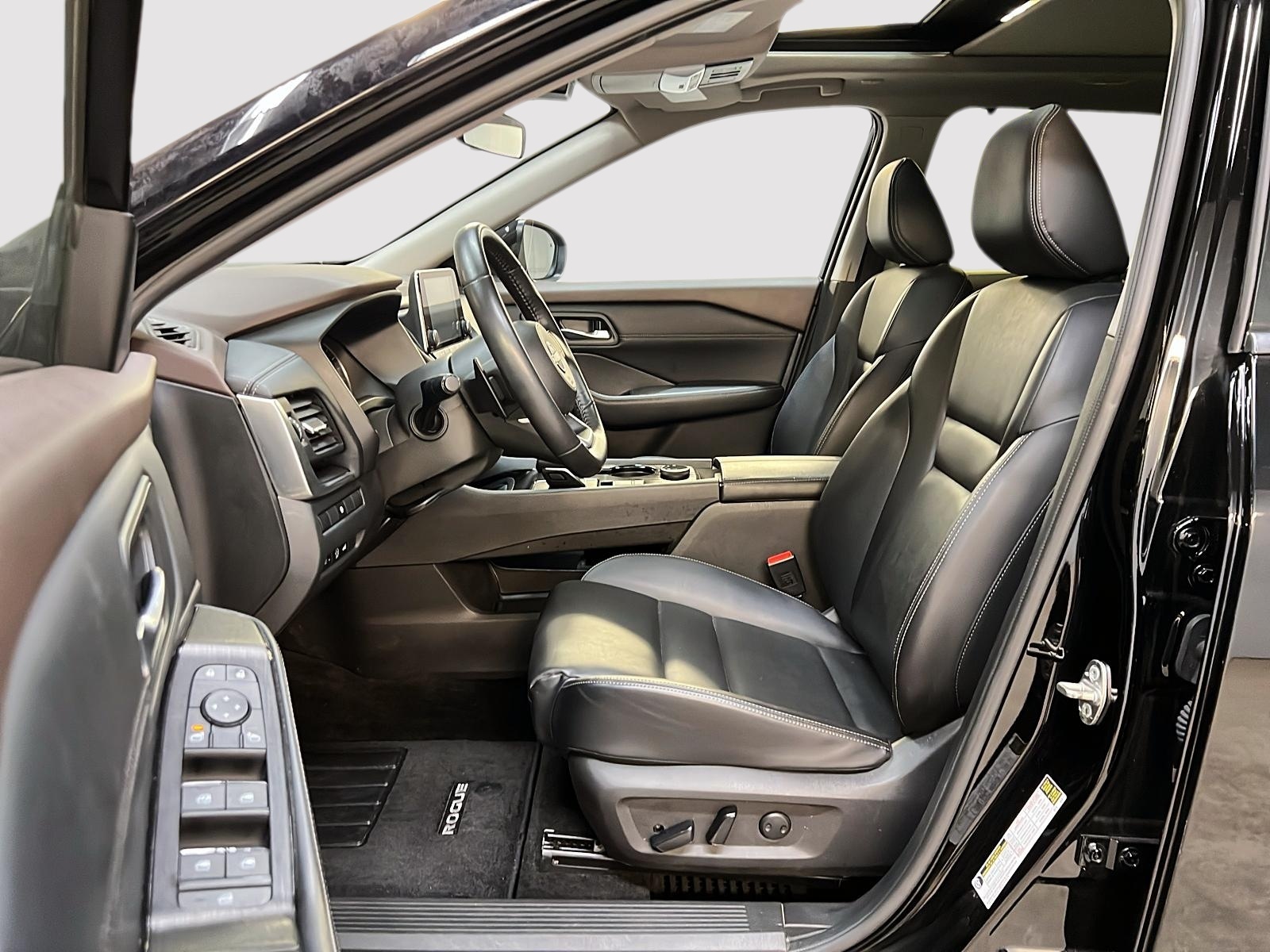 Nissan Rogue SV MIDNIGHT CUIR TOIT PANO 4RM 2023 — photo 7
