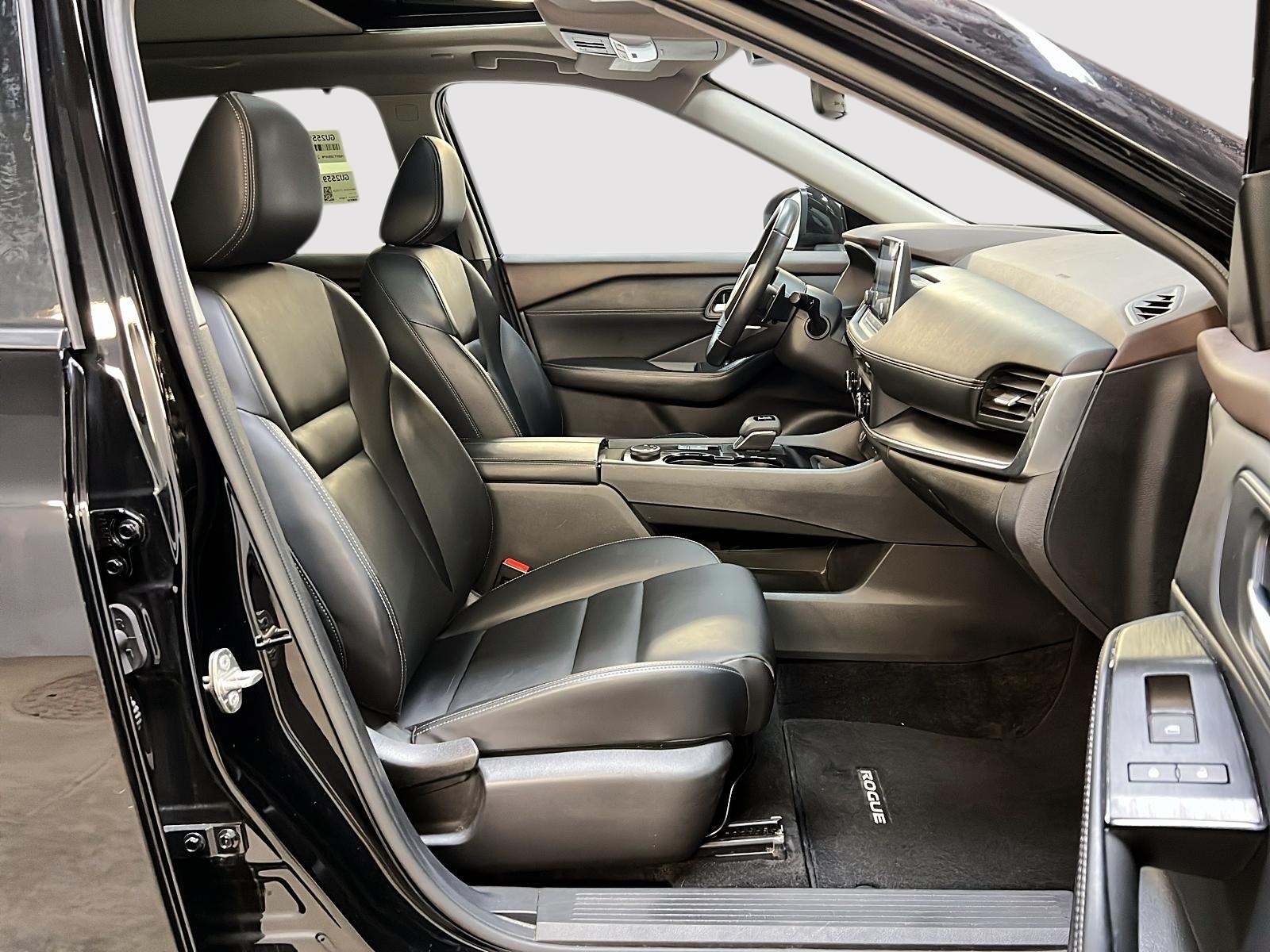 Nissan Rogue SV MIDNIGHT CUIR TOIT PANO 4RM 2023 — photo 8