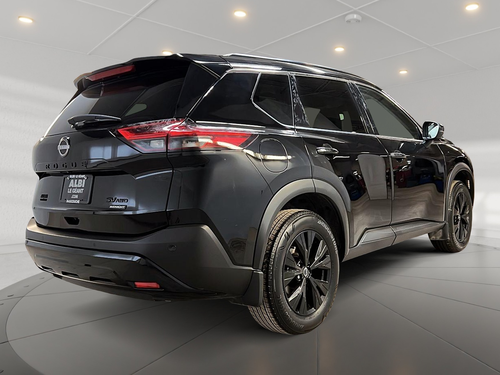 Nissan Rogue SV MIDNIGHT CUIR TOIT PANO 4RM 2023 — photo 4