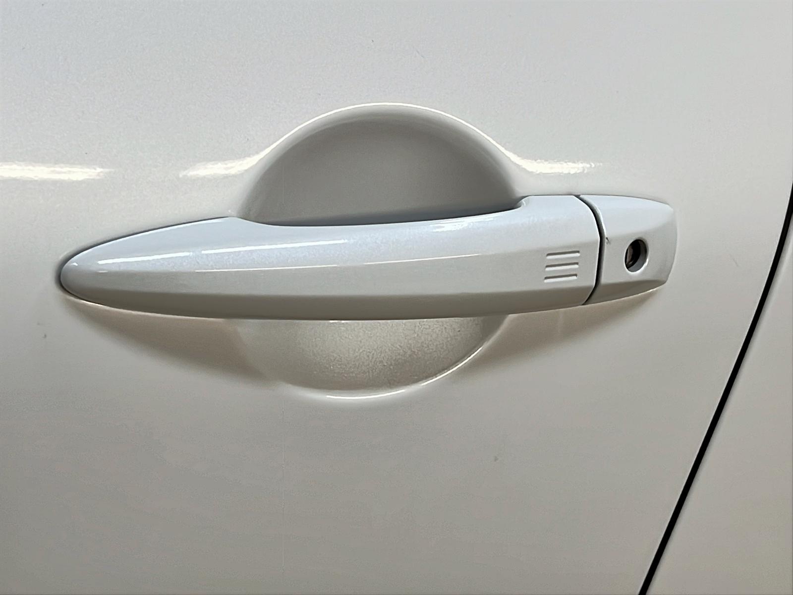 Nissan Pathfinder SV TOIT PANO 4RM 2024 - image #28