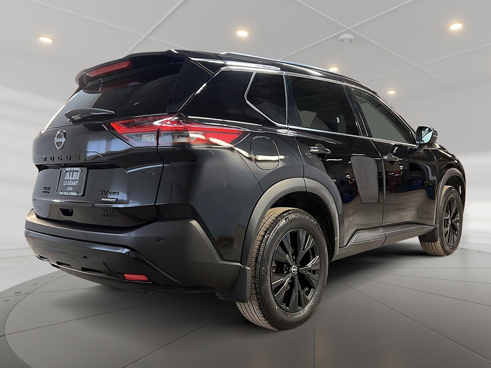Nissan Rogue SV MIDNIGHT CUIR TOIT PANO 4RM 2023 — photo 4