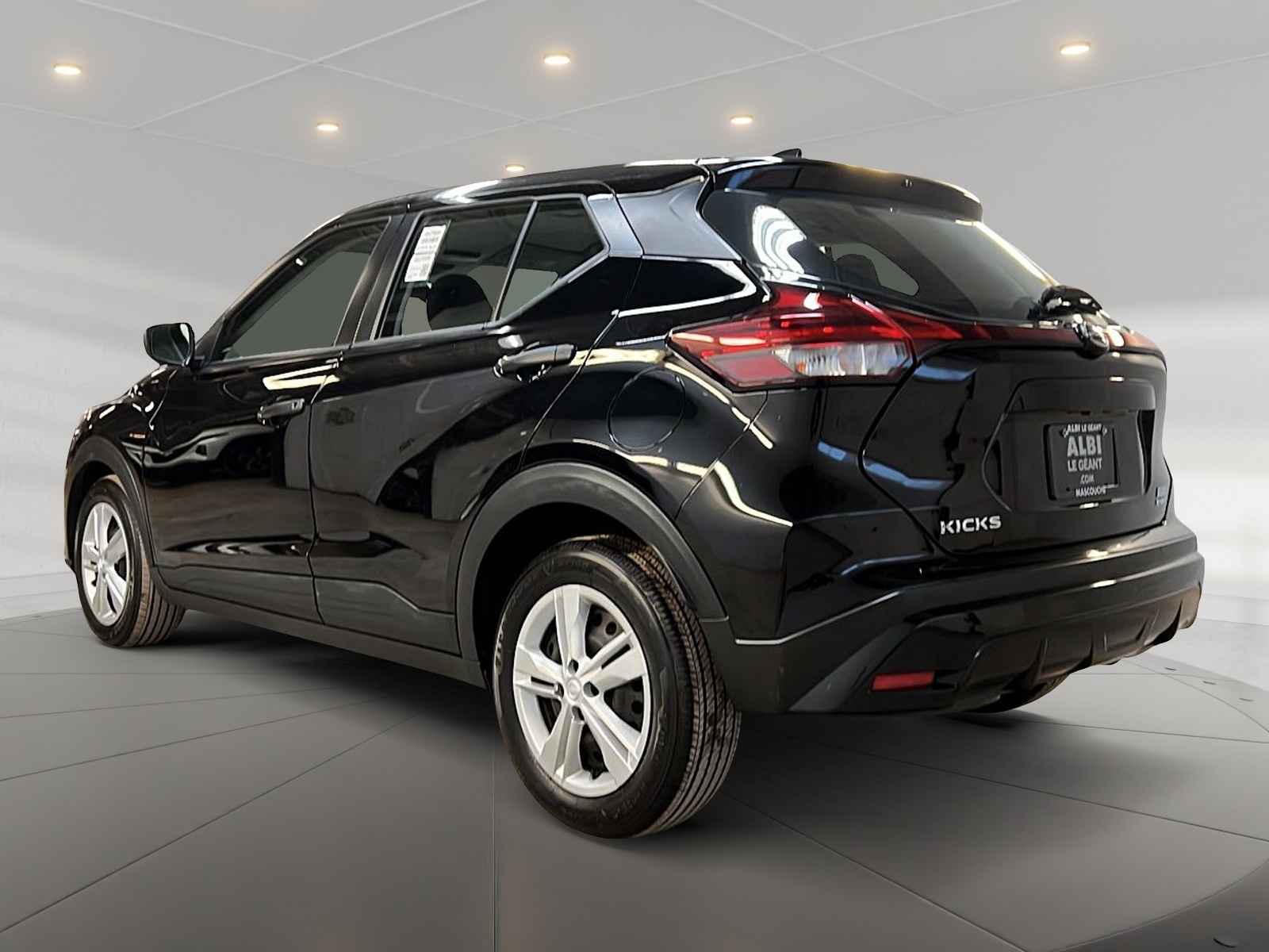 Nissan Kicks S 2024 — photo 6