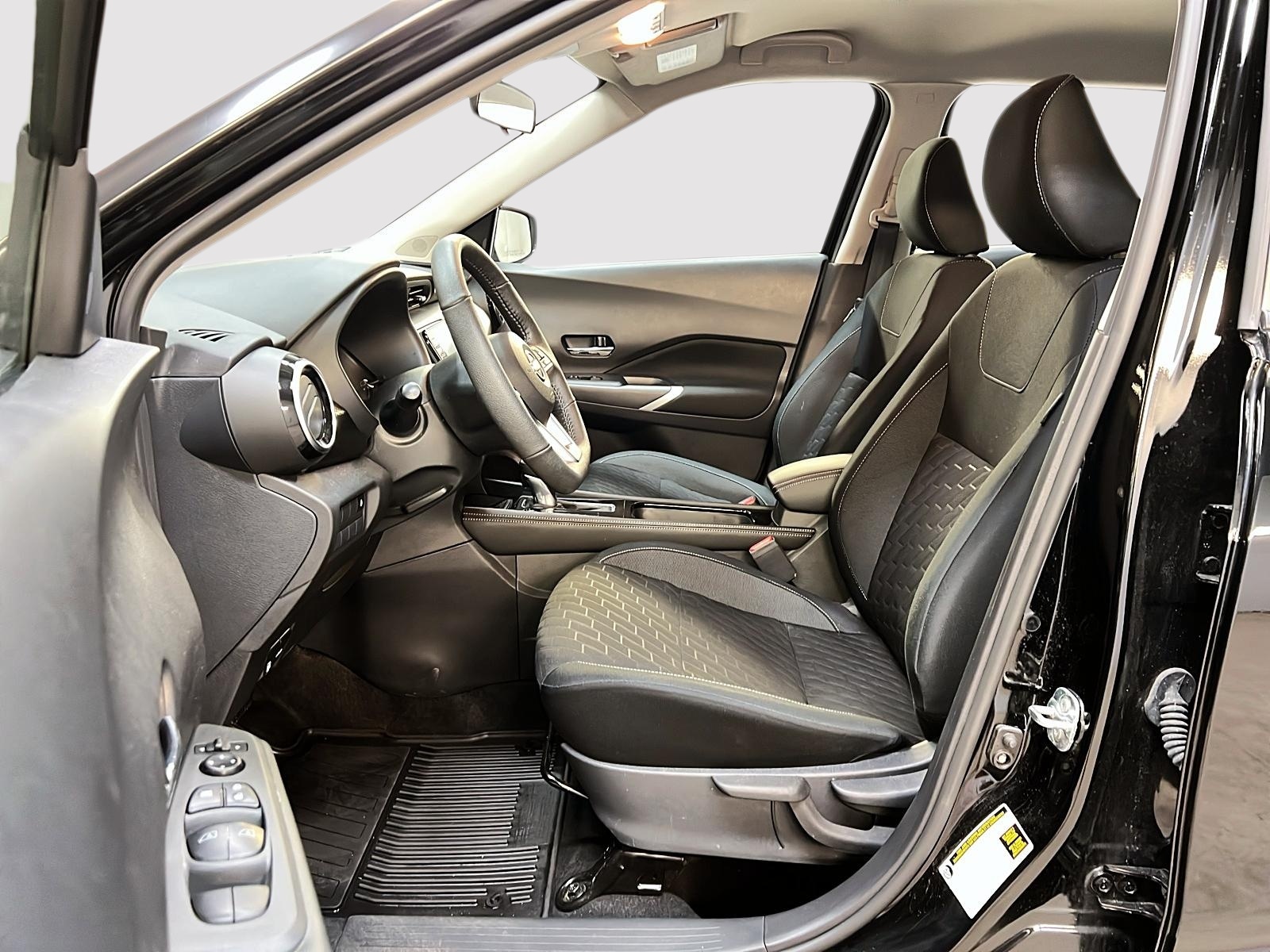 Nissan Kicks SV 2024 — photo 7