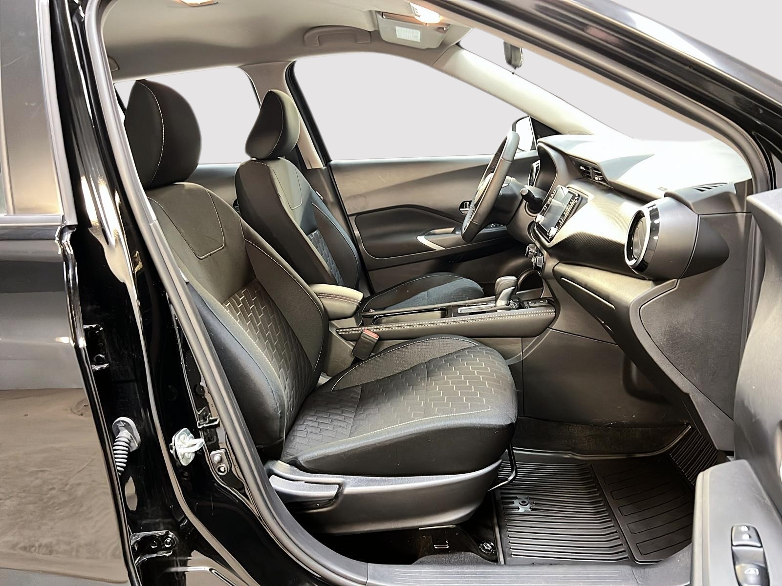 Nissan Kicks SV 2024 — photo 8