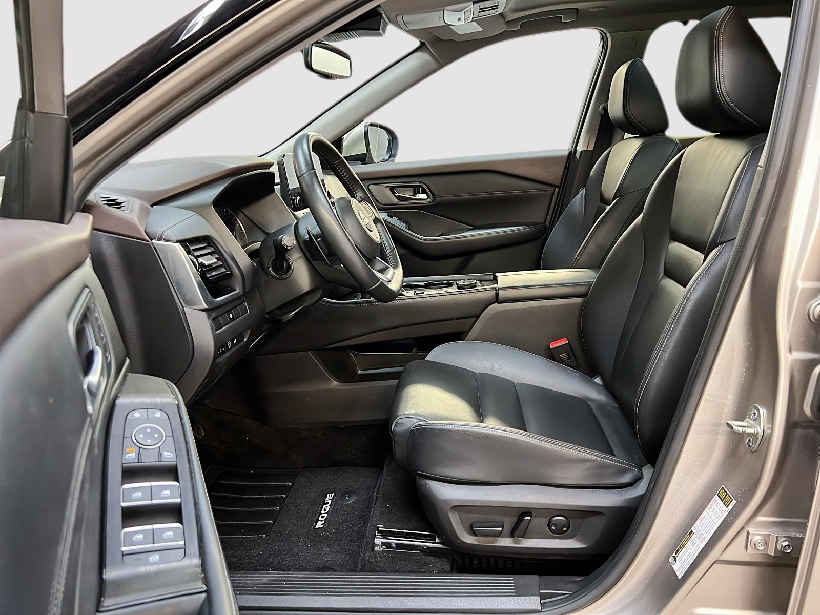 Nissan Rogue SL CUIR TOIT PANO NAV 4RM 2023 — photo 8