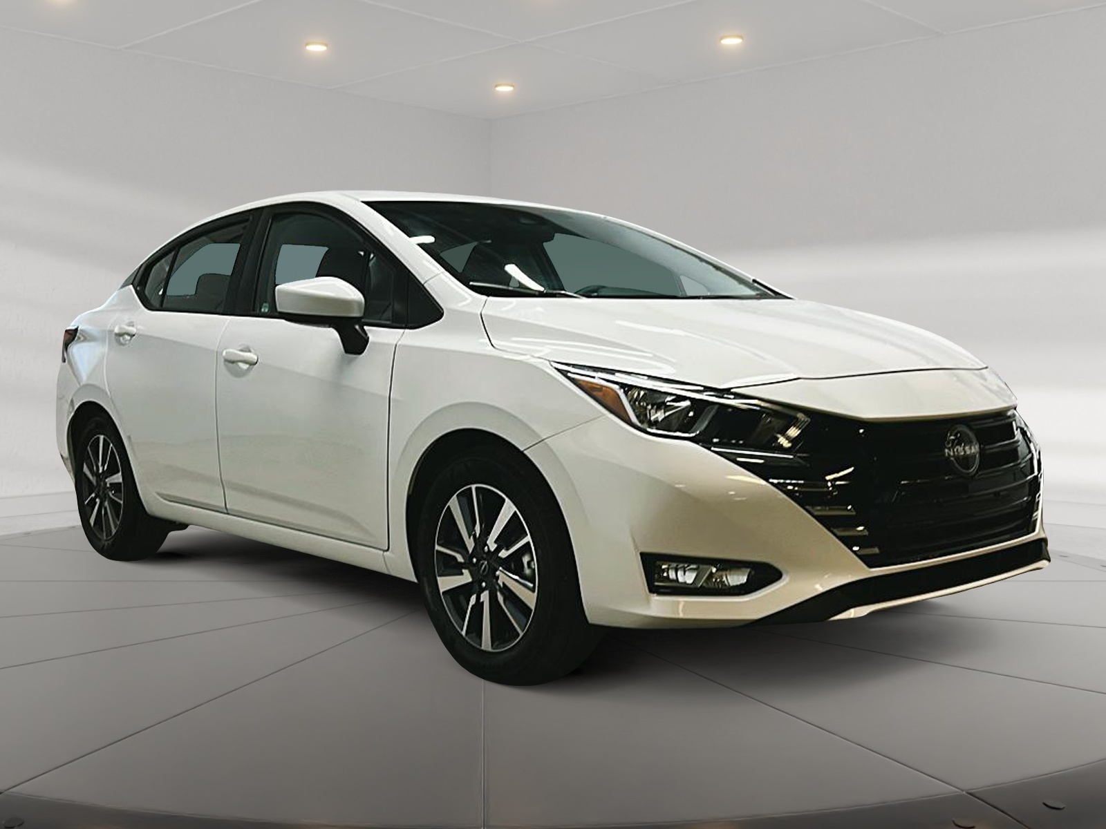 Nissan Versa SV 2025 — photo 3
