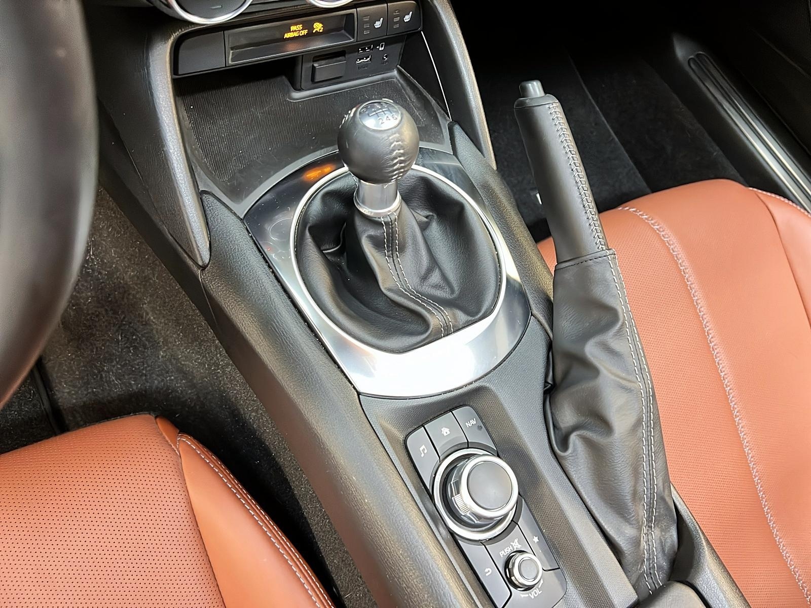 Mazda MX-5 2022 - Image #15