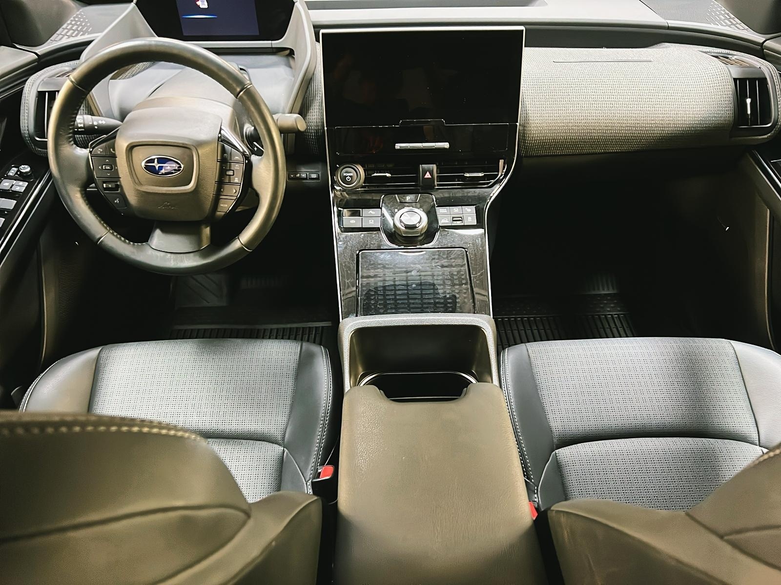 Subaru Solterra LUXURY CUIR AWD 2023 - image #11